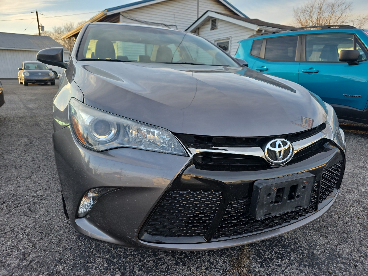 Toyota Camry 4dr Sdn I4 Auto SE w/Special Edition Pkg (Natl) 2016