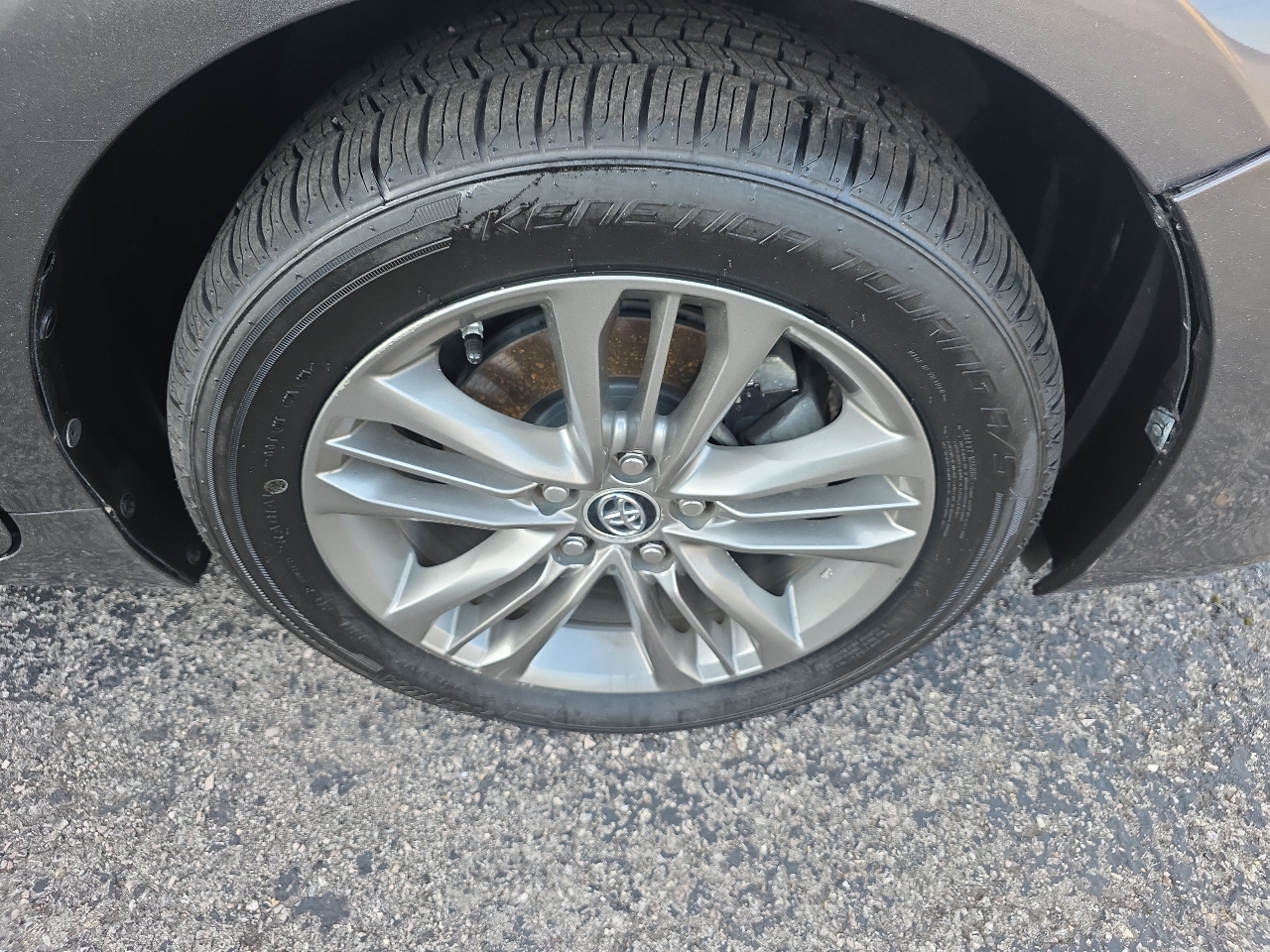 Toyota Camry 4dr Sdn I4 Auto SE w/Special Edition Pkg (Natl) 2016