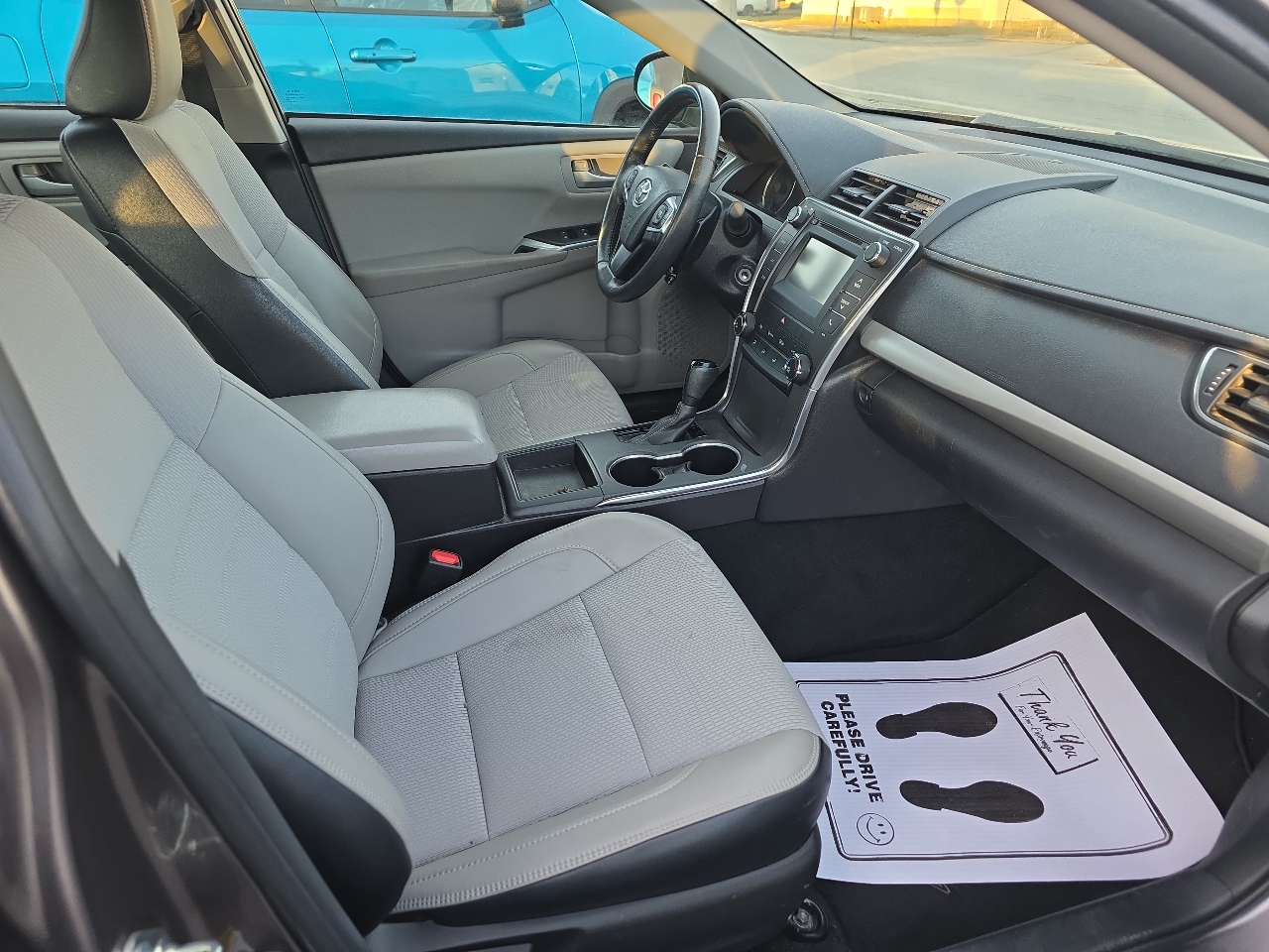 Toyota Camry 4dr Sdn I4 Auto SE w/Special Edition Pkg (Natl) 2016