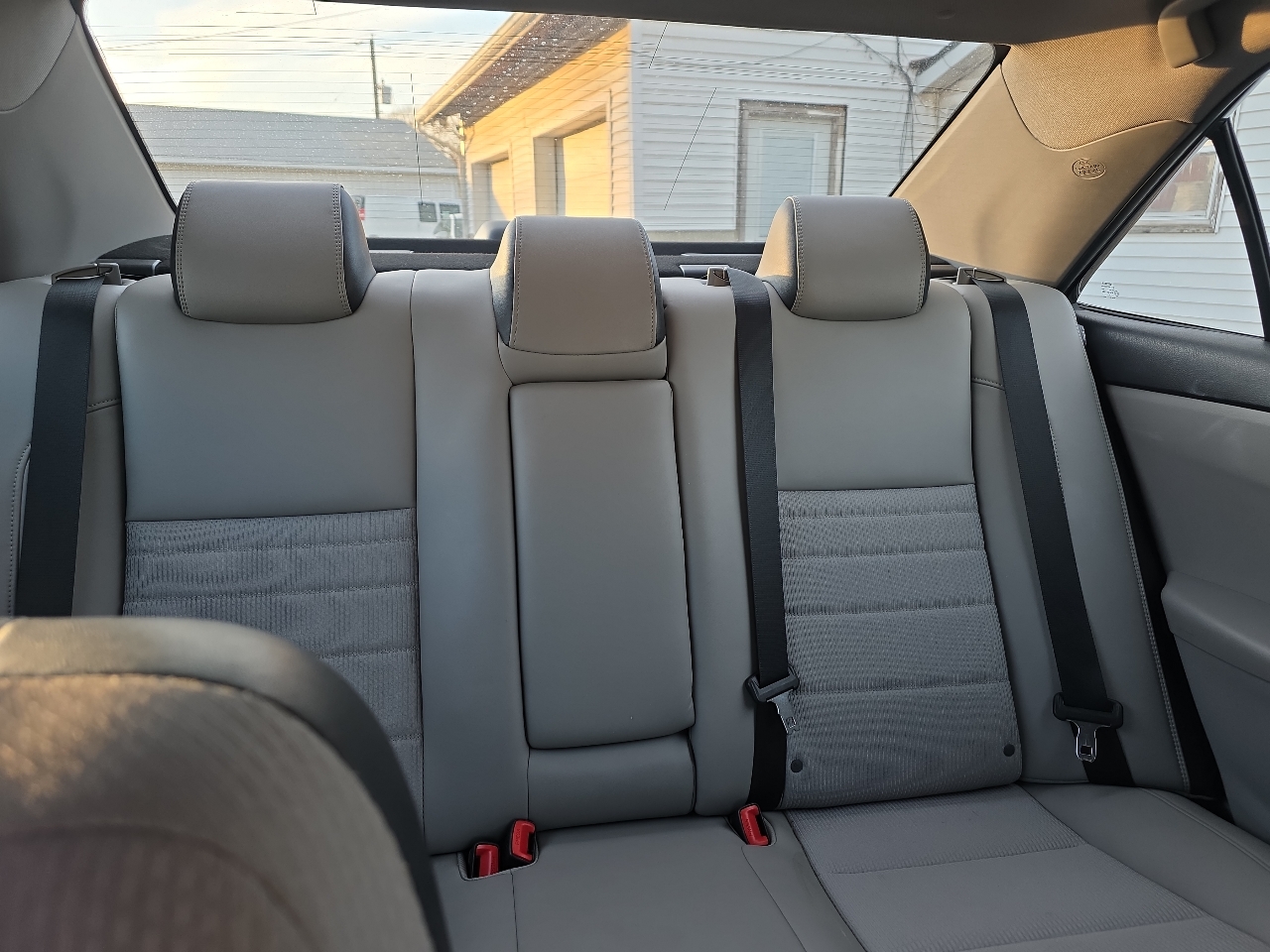 Toyota Camry 4dr Sdn I4 Auto SE w/Special Edition Pkg (Natl) 2016