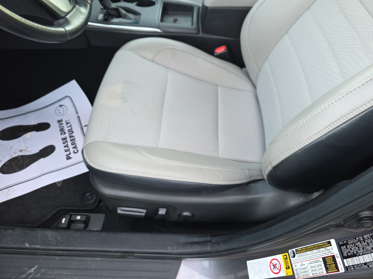 Toyota Camry 4dr Sdn I4 Auto SE w/Special Edition Pkg (Natl) 2016