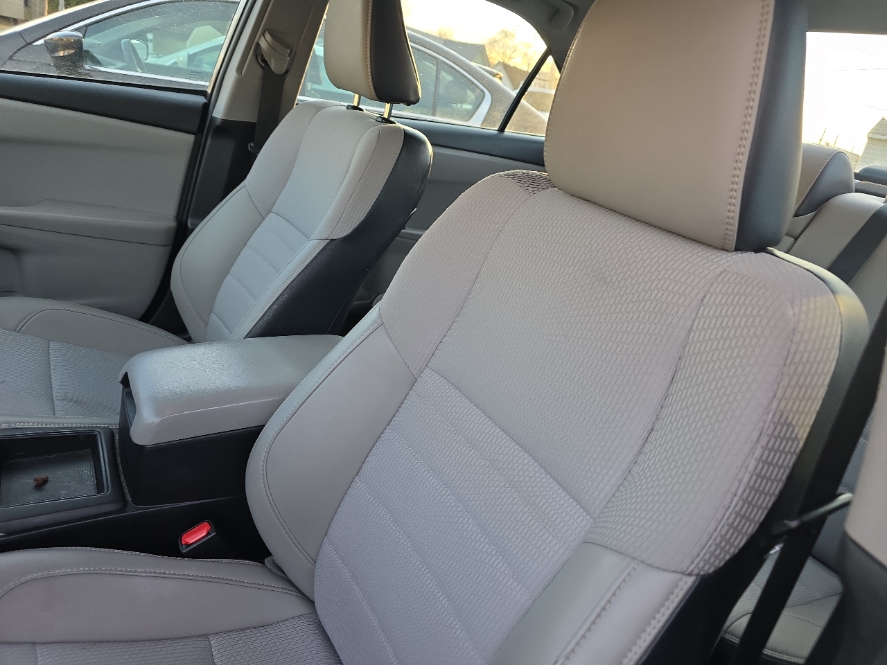 Toyota Camry 4dr Sdn I4 Auto SE w/Special Edition Pkg (Natl) 2016