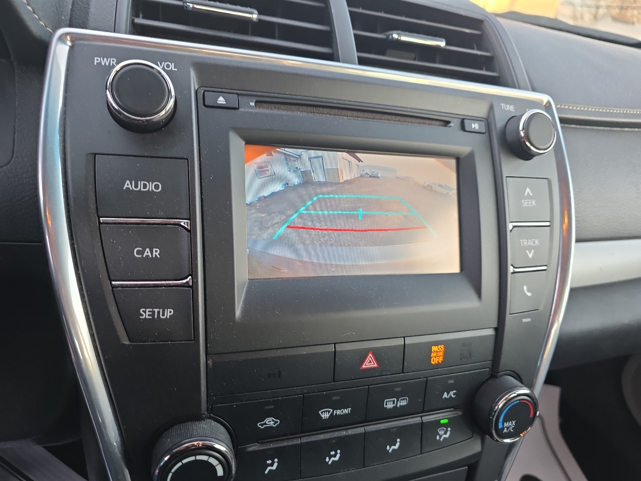 Toyota Camry 4dr Sdn I4 Auto SE w/Special Edition Pkg (Natl) 2016