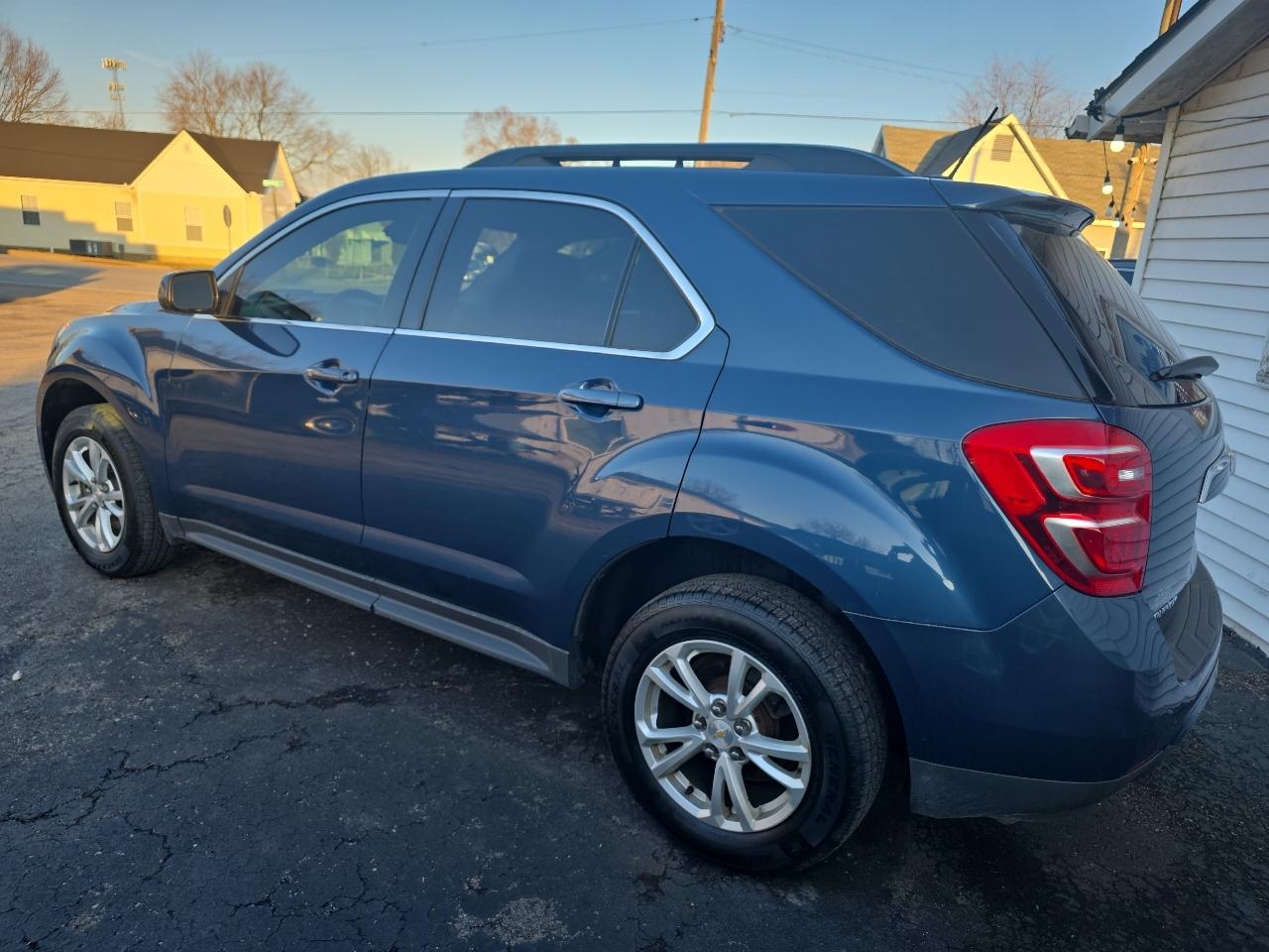 Chevrolet Equinox FWD 4dr LT w/1LT 2017