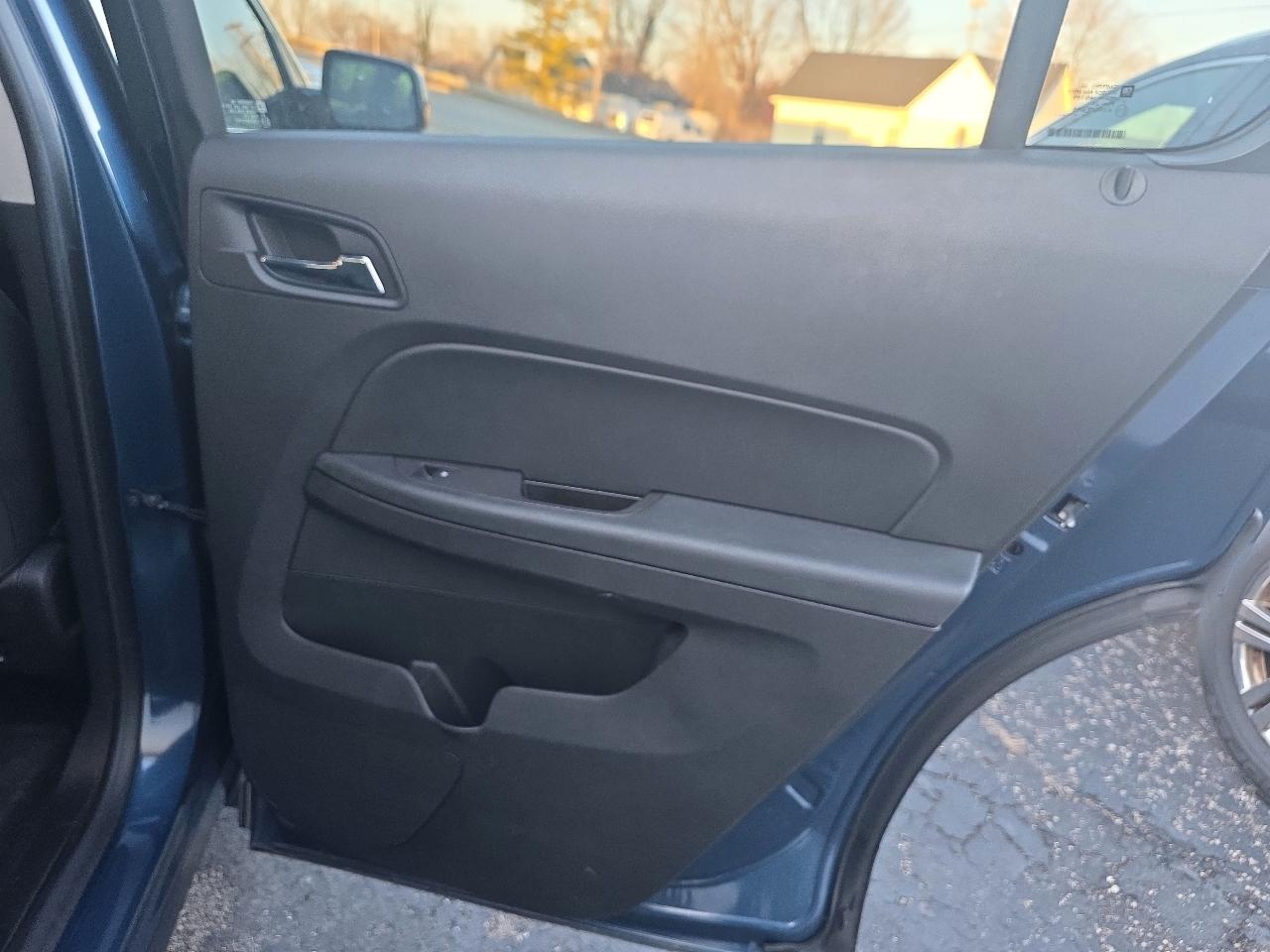 Chevrolet Equinox FWD 4dr LT w/1LT 2017