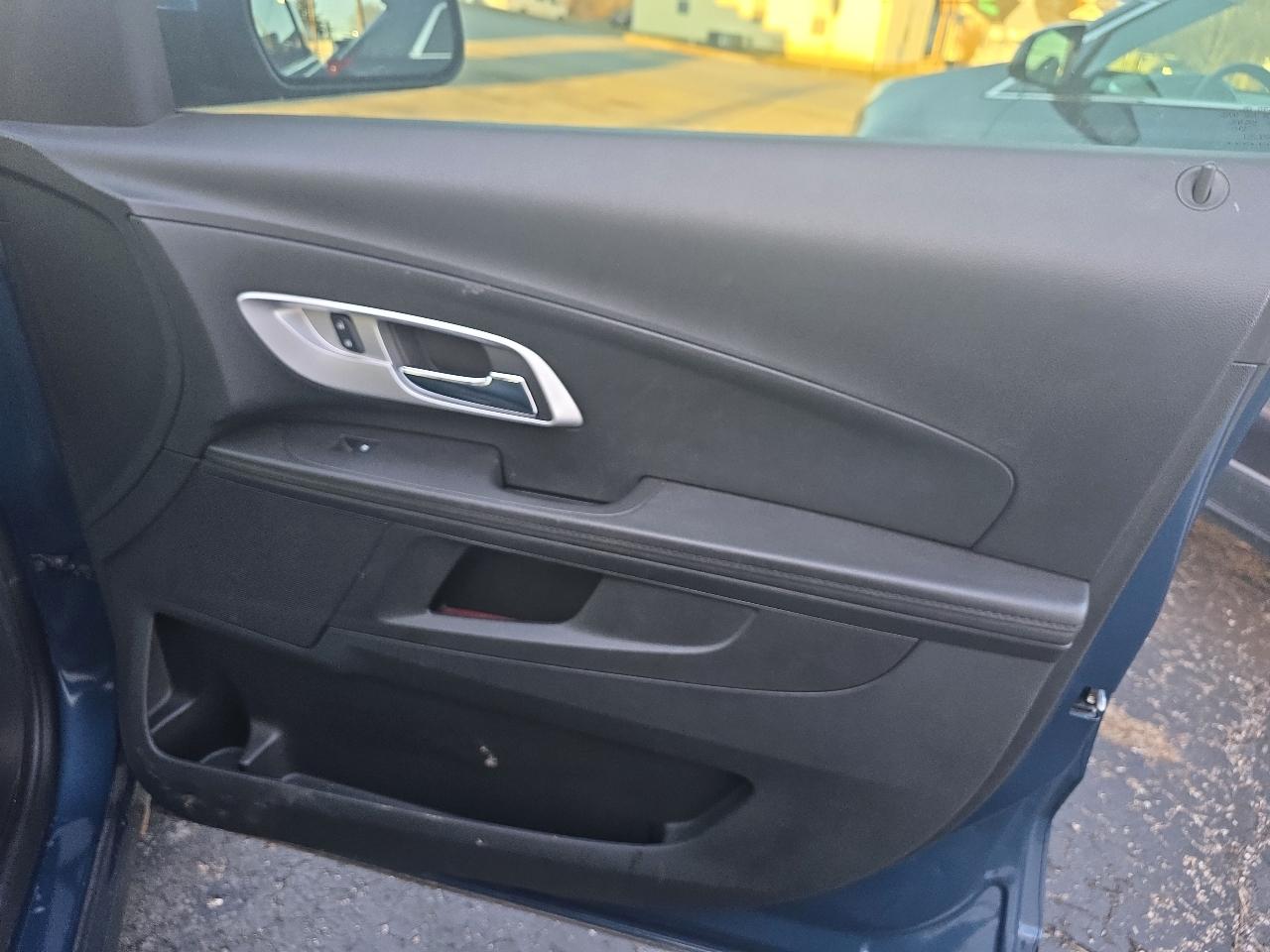 Chevrolet Equinox FWD 4dr LT w/1LT 2017