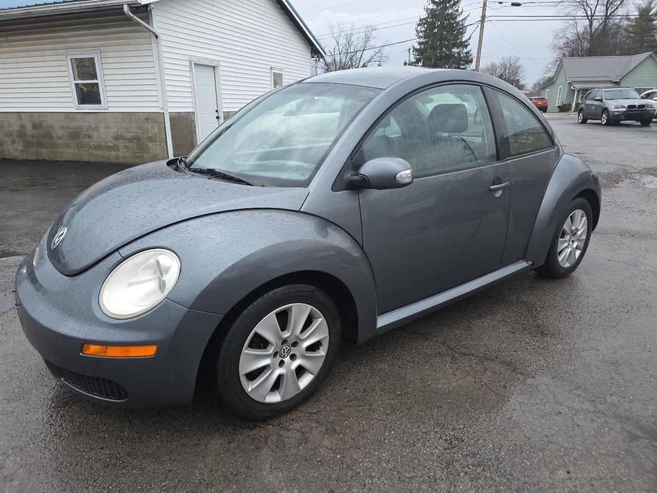 Volkswagen New Beetle Coupe 2dr 2.5L Auto 2008