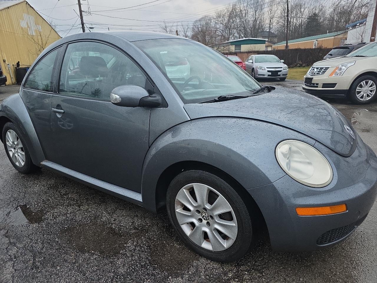 Volkswagen New Beetle Coupe 2dr 2.5L Auto 2008