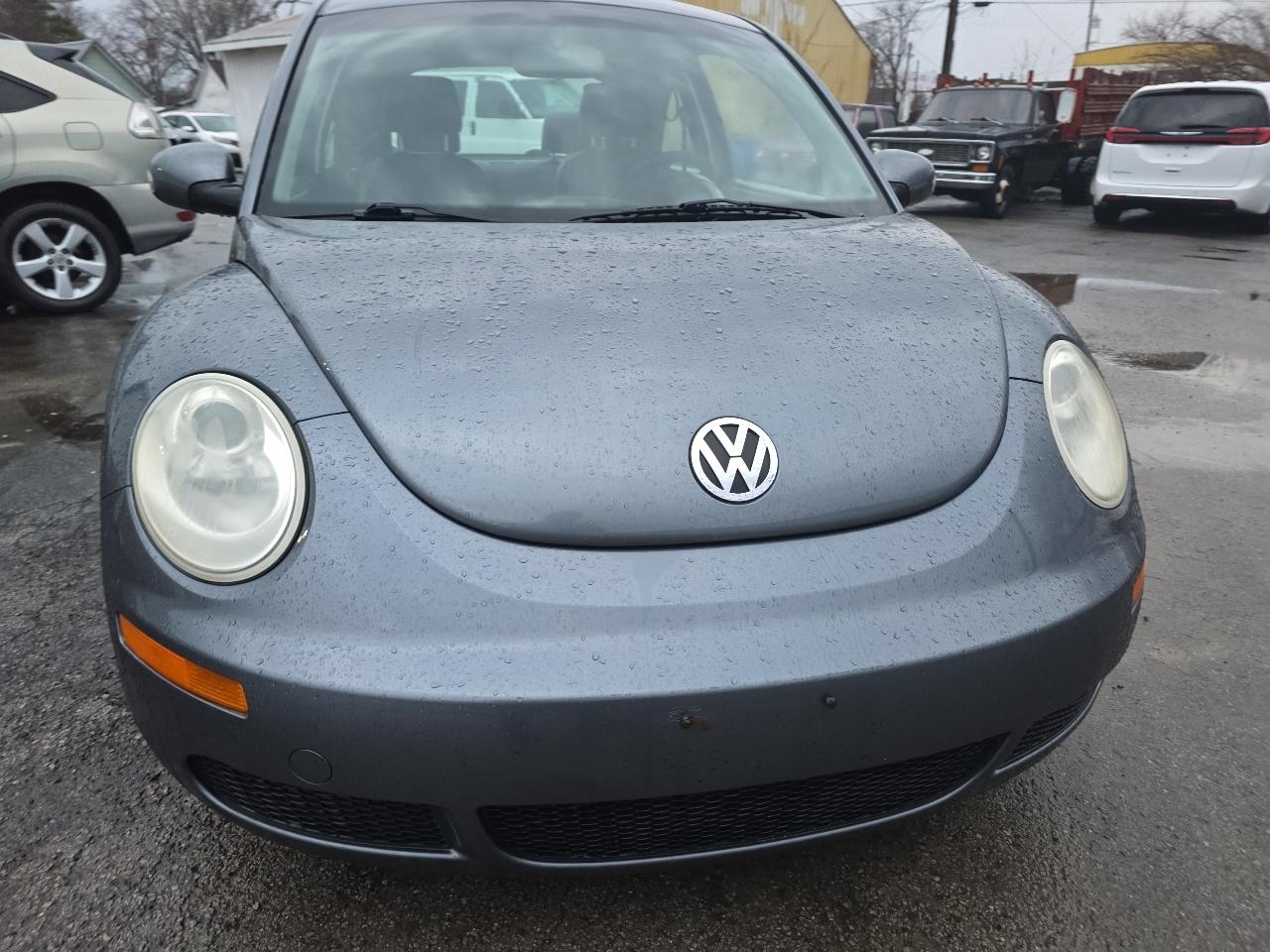 Volkswagen New Beetle Coupe 2dr 2.5L Auto 2008