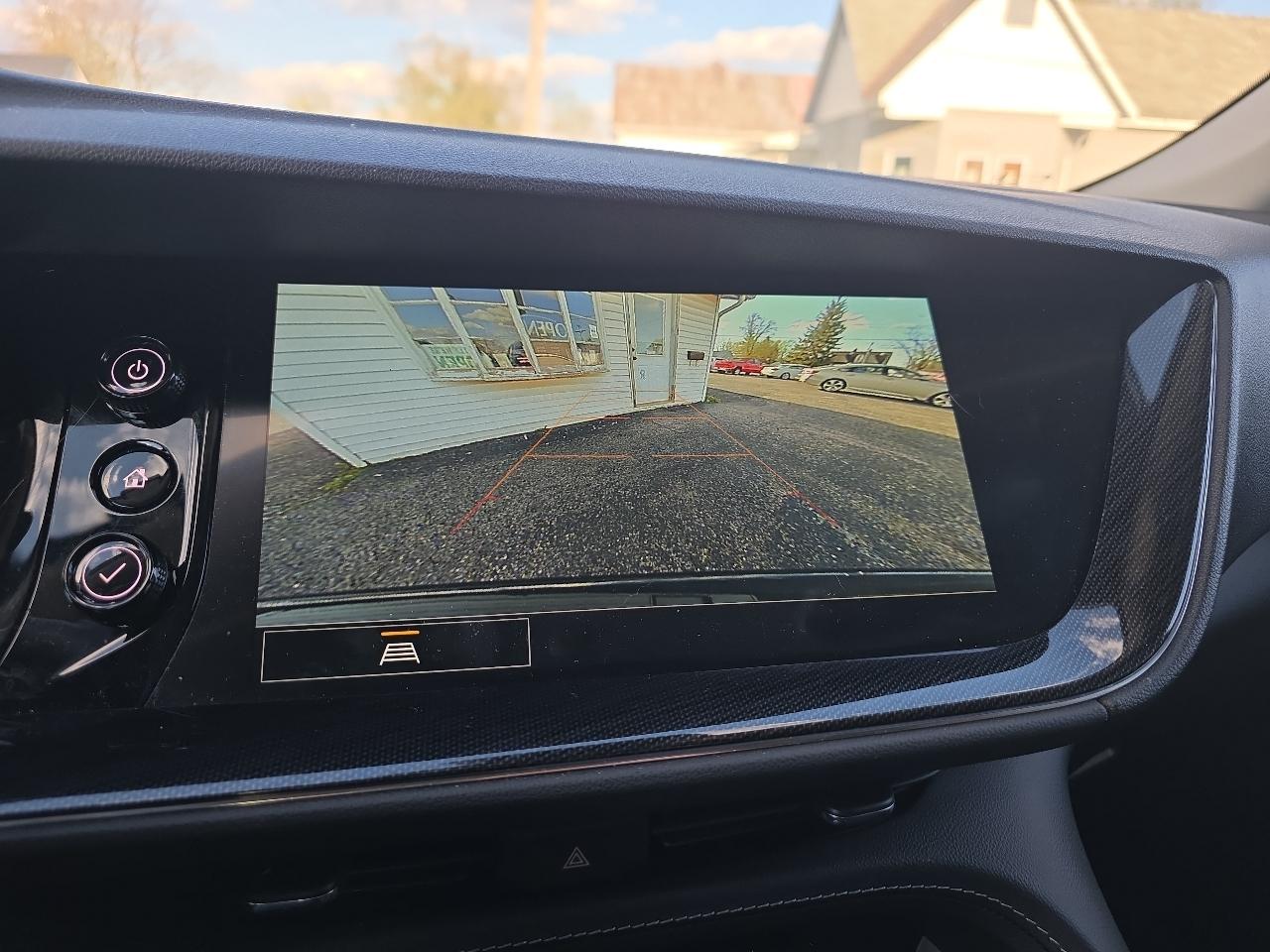 Buick Envision FWD 4dr Preferred 2022