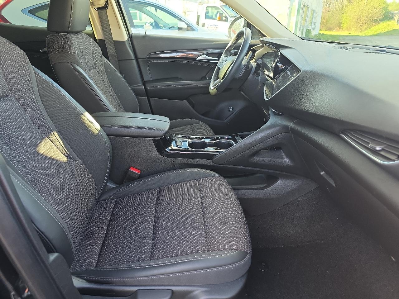 Buick Envision FWD 4dr Preferred 2022