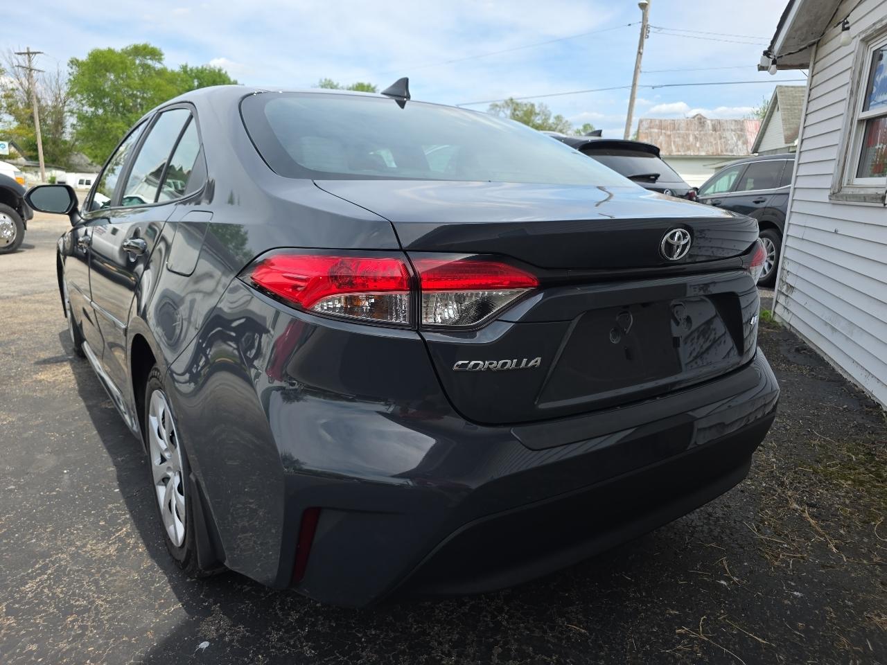 Toyota Corolla LE CVT (Natl) 2024