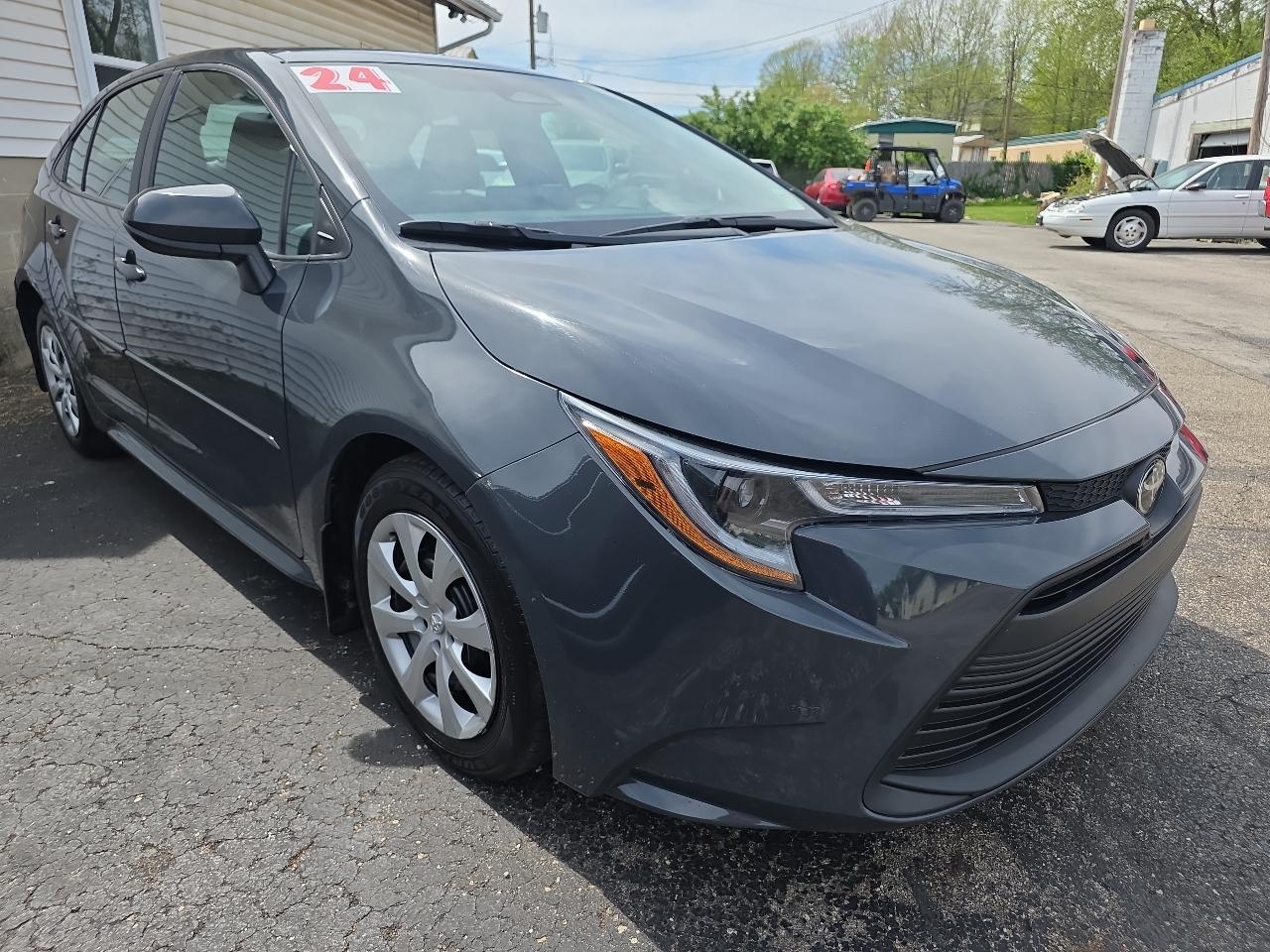 Toyota Corolla LE CVT (Natl) 2024