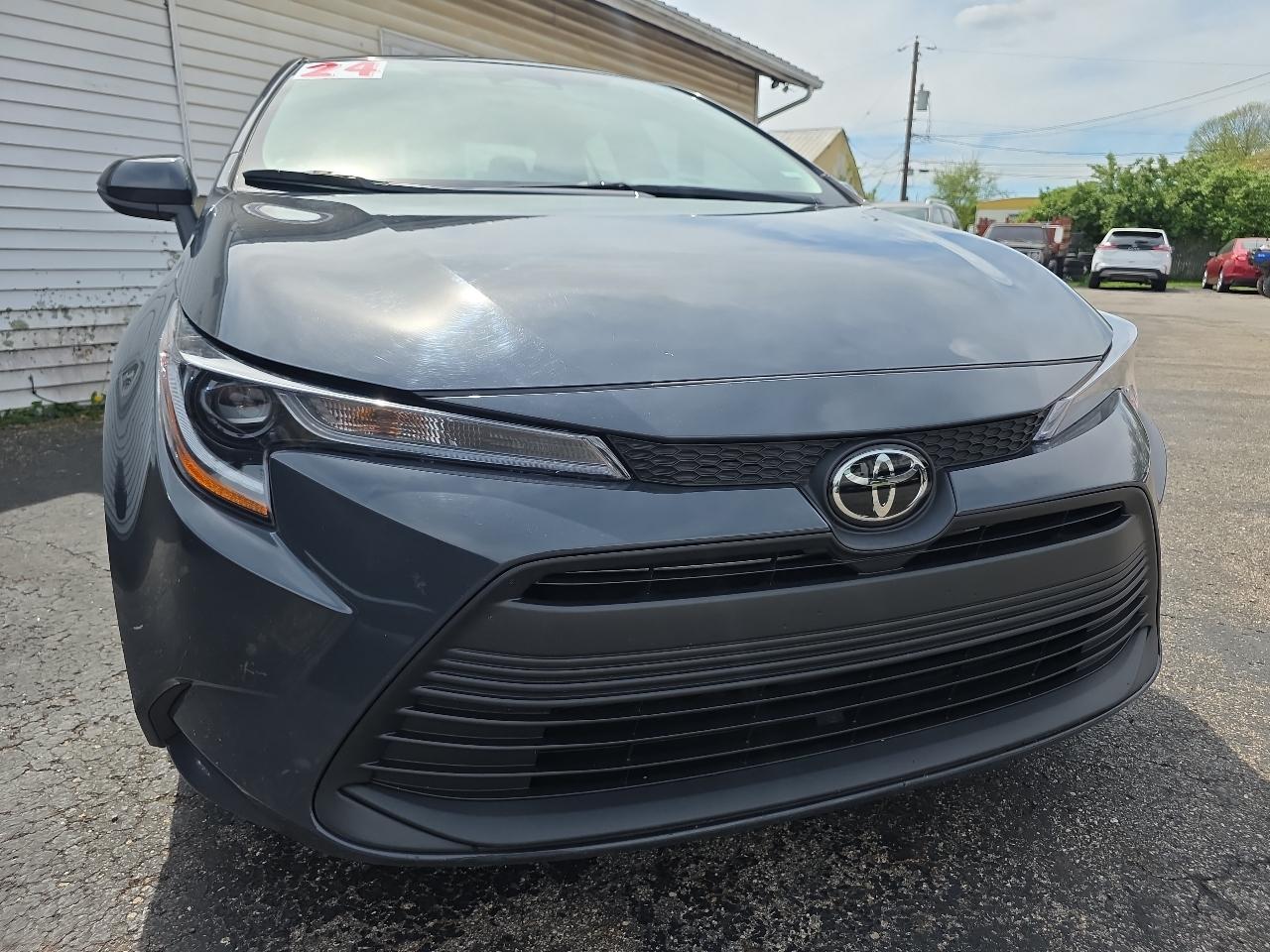 Toyota Corolla LE CVT (Natl) 2024