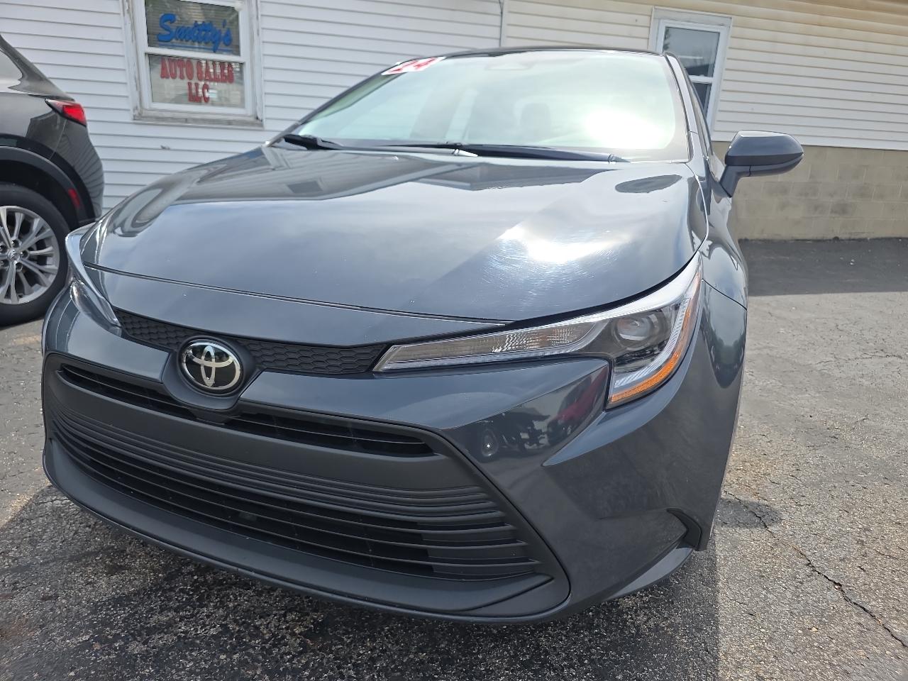 Toyota Corolla LE CVT (Natl) 2024