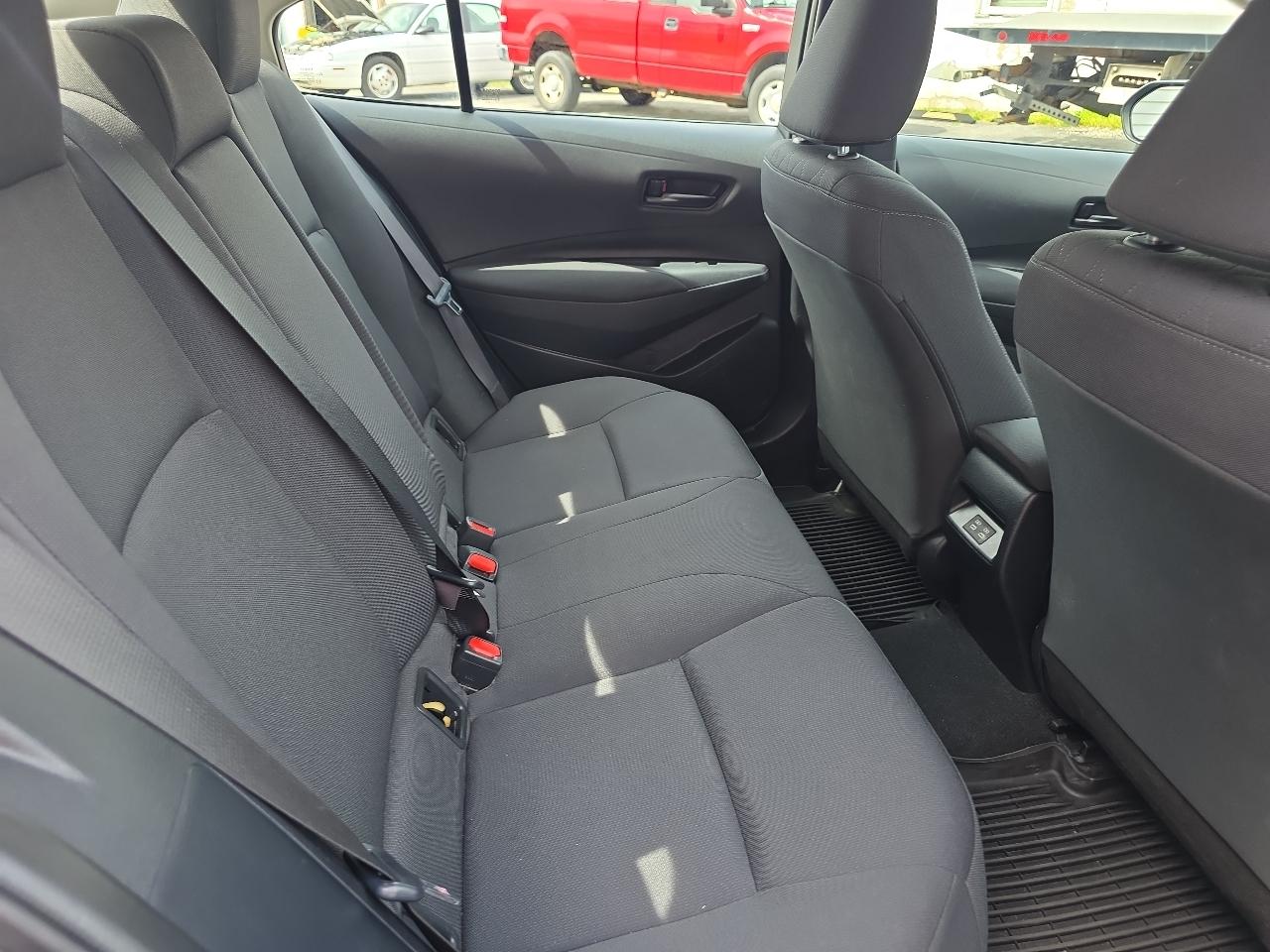 Toyota Corolla LE CVT (Natl) 2024