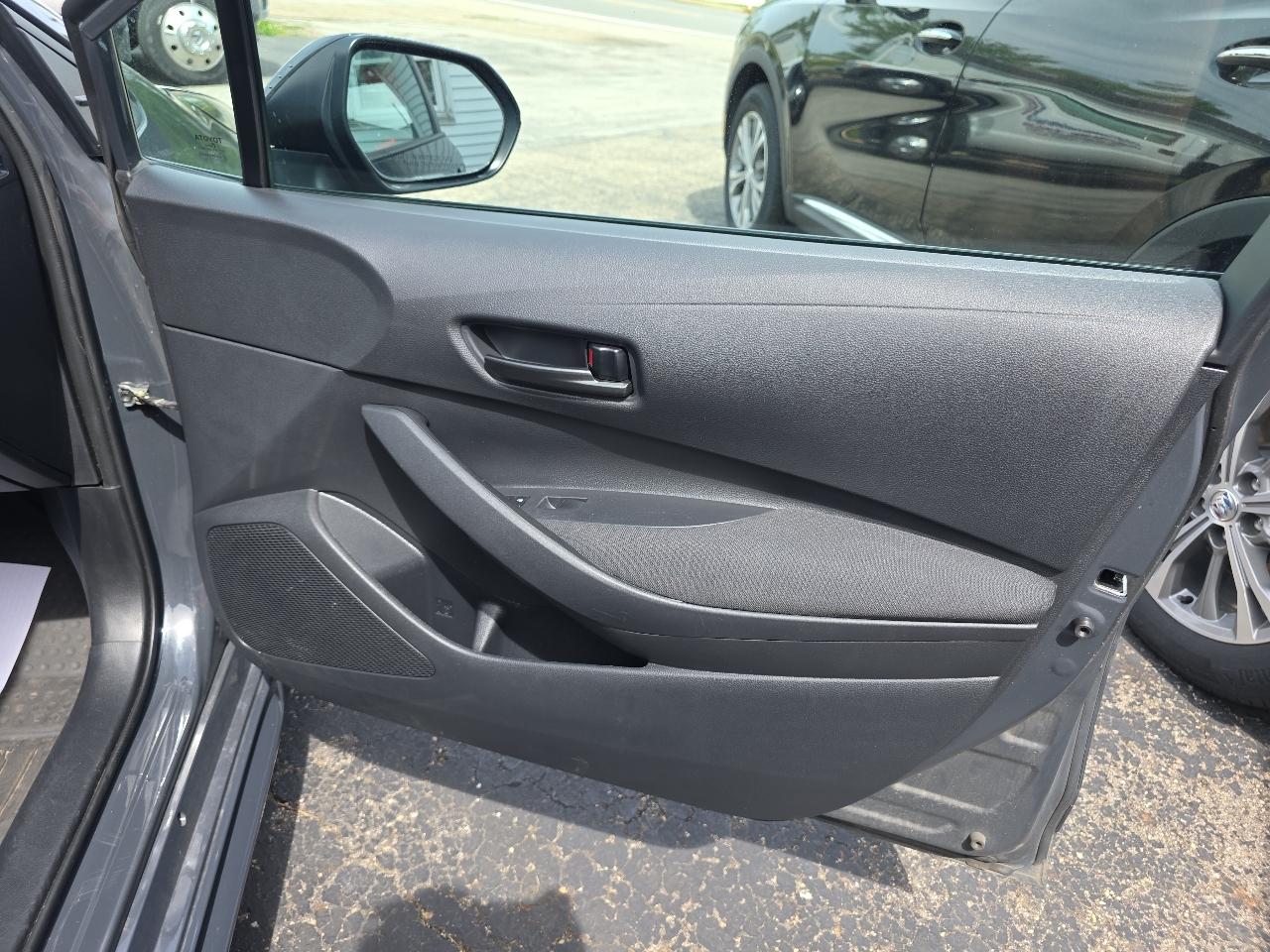 Toyota Corolla LE CVT (Natl) 2024