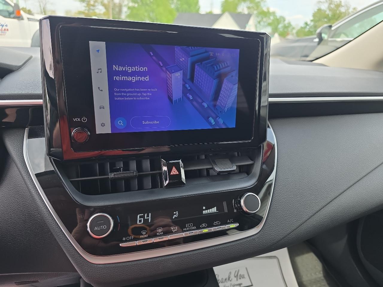 Toyota Corolla LE CVT (Natl) 2024