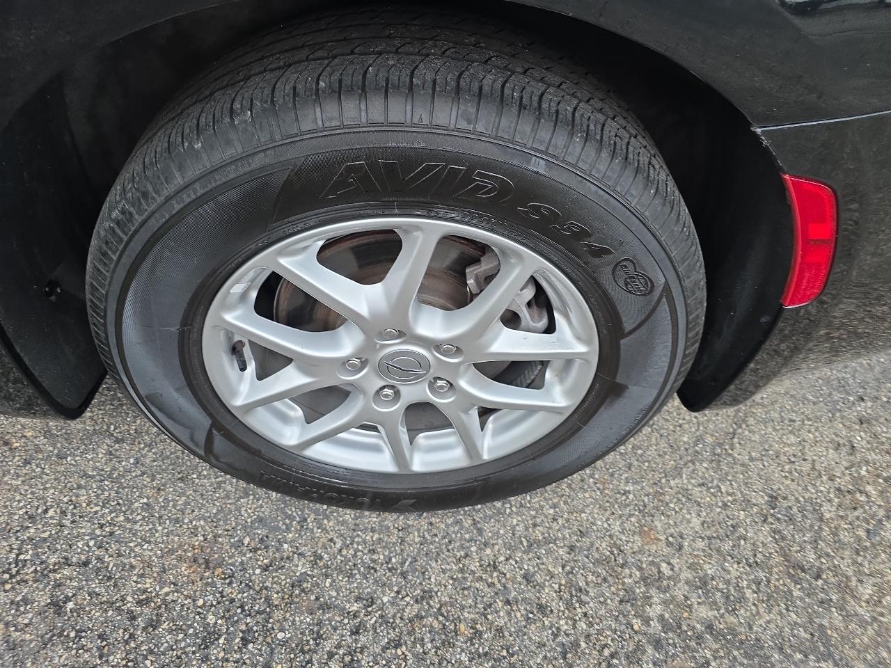 Chrysler Pacifica Touring L FWD 2023
