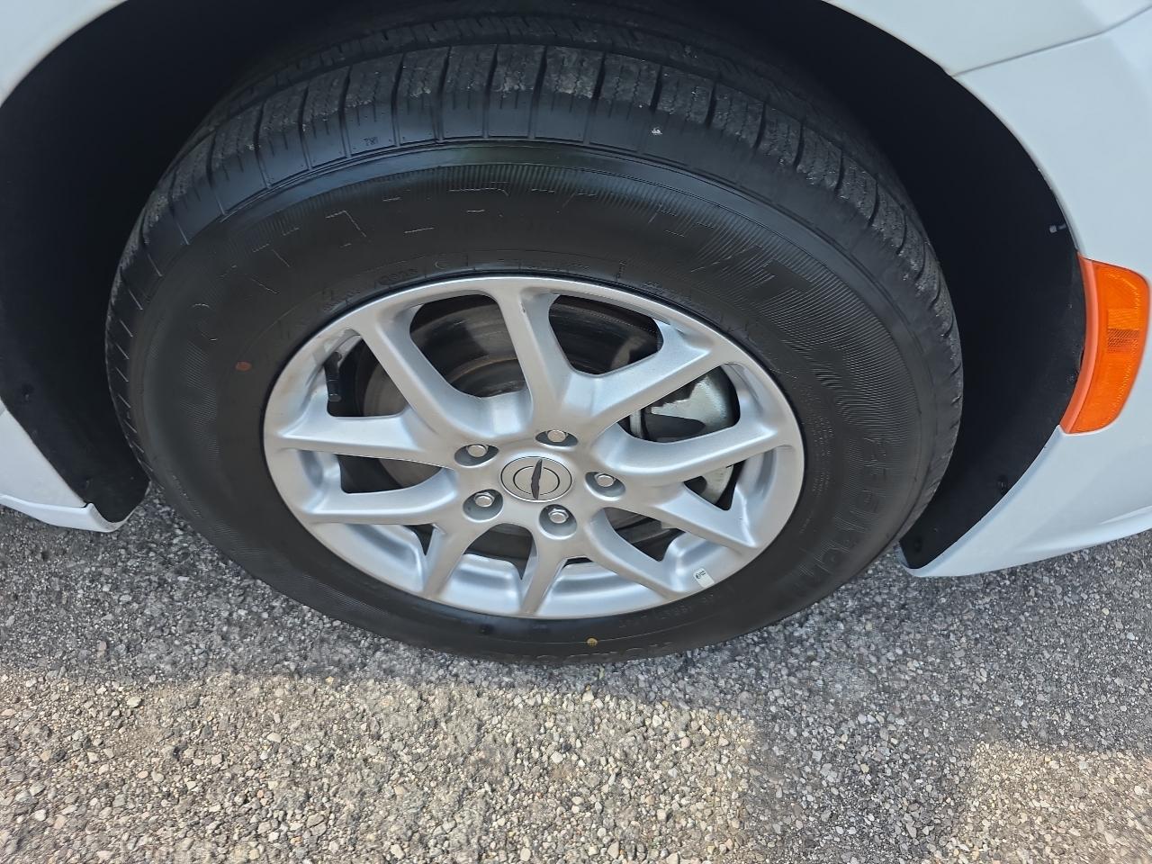 Chrysler Pacifica Select FWD 2025