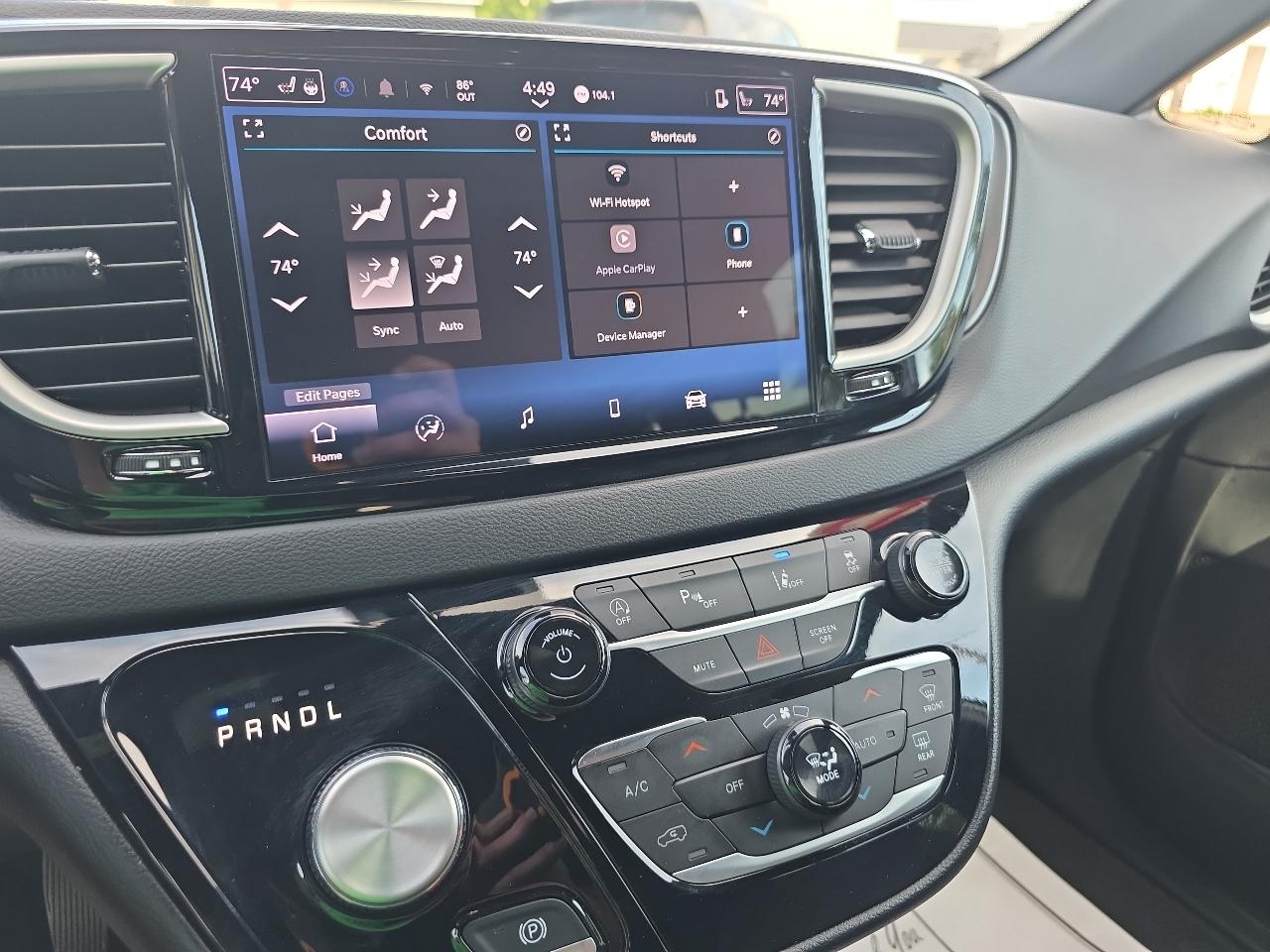 Chrysler Pacifica Select FWD 2025
