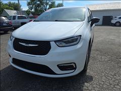 2025 Chrysler Pacifica 