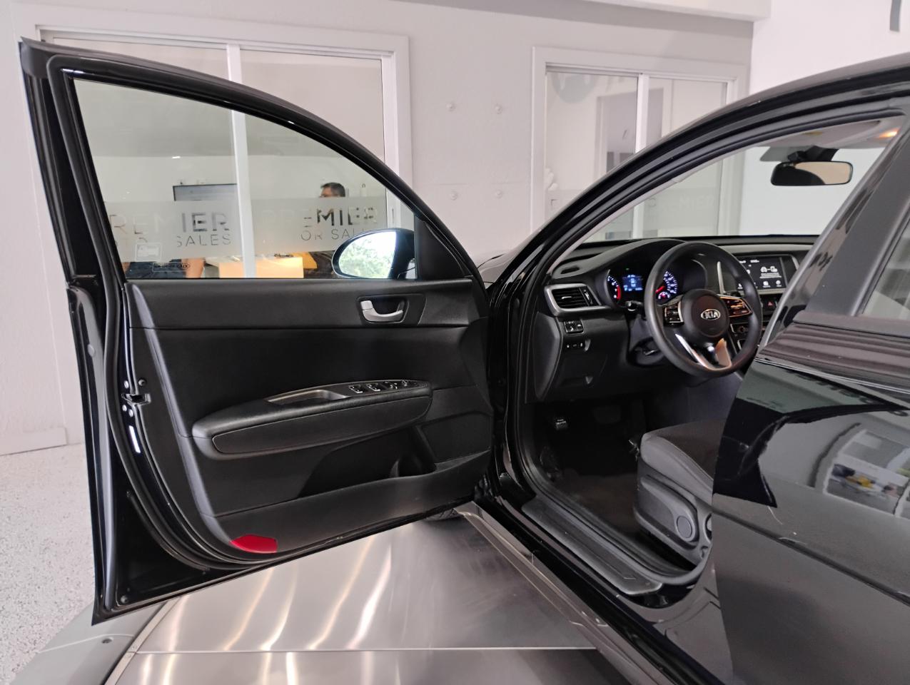 Kia Optima LX 2020