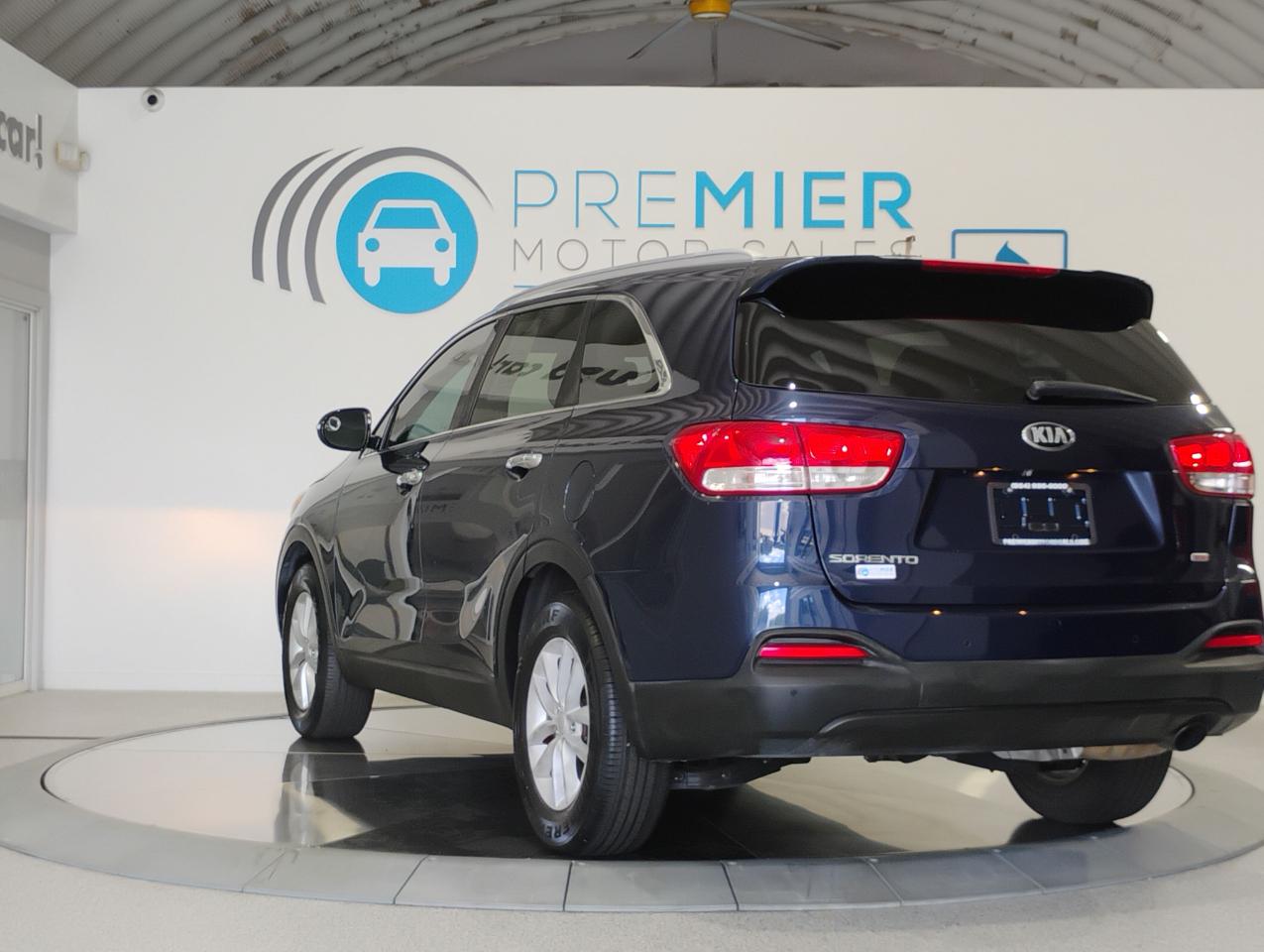 Kia Sorento LX 2WD 2016