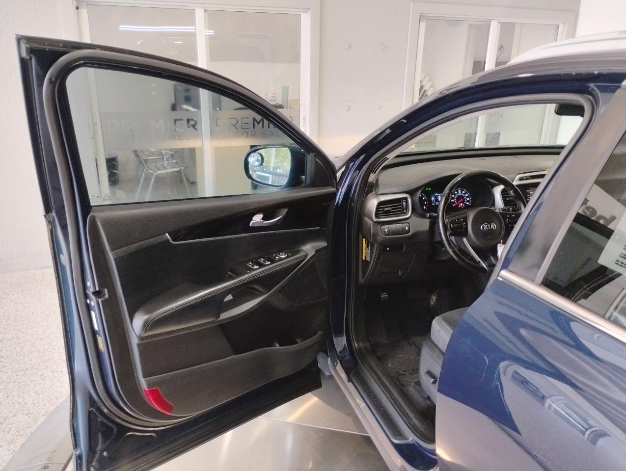Kia Sorento LX 2WD 2016