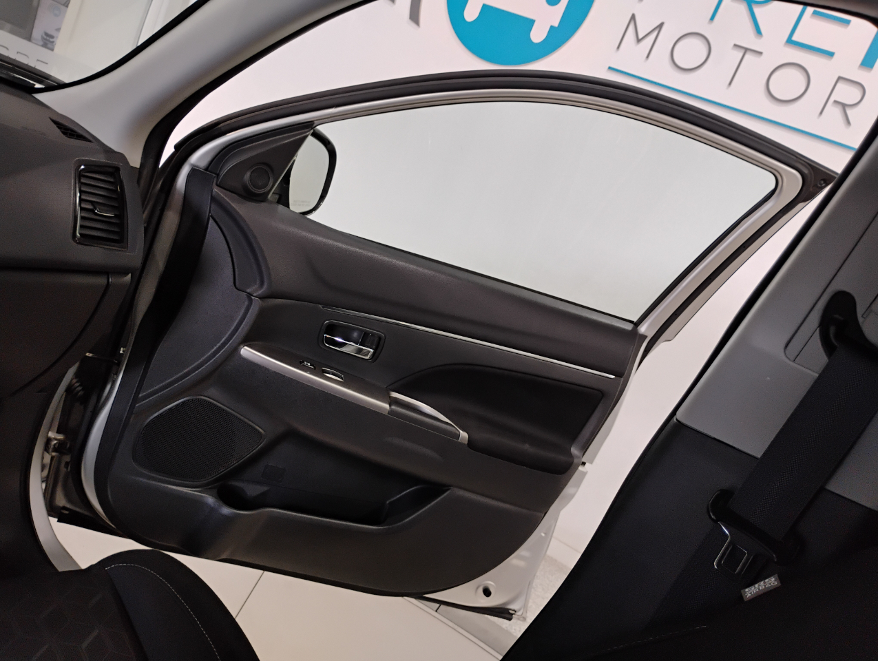 Mitsubishi Outlander Sport 2.0 SE CVT 2021