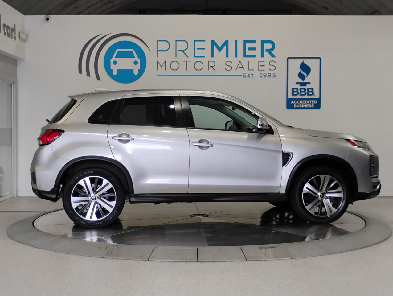 Mitsubishi Outlander Sport 2.0 SE CVT 2021