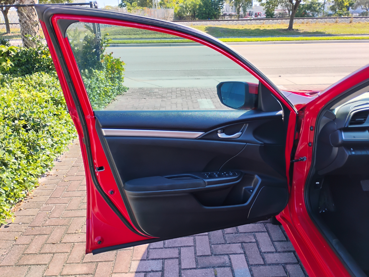 Honda Civic LX Sedan CVT 2016