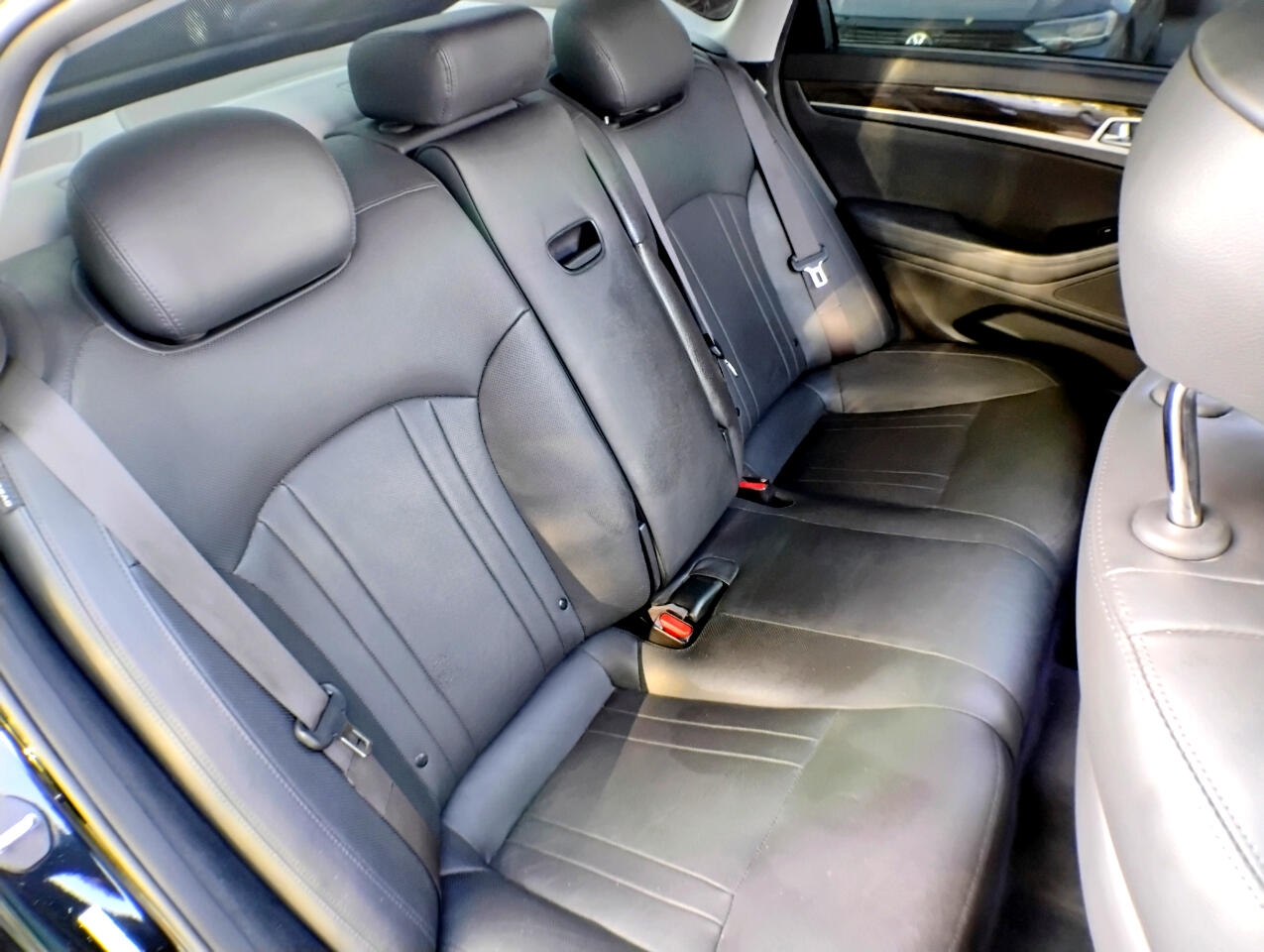 2015 Hyundai Genesis 3.8 photo 54