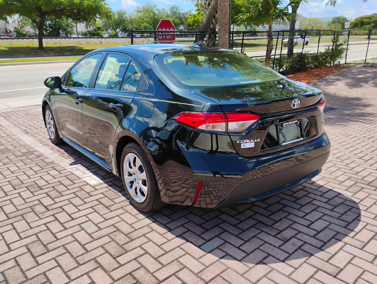 Toyota Corolla LE 2021