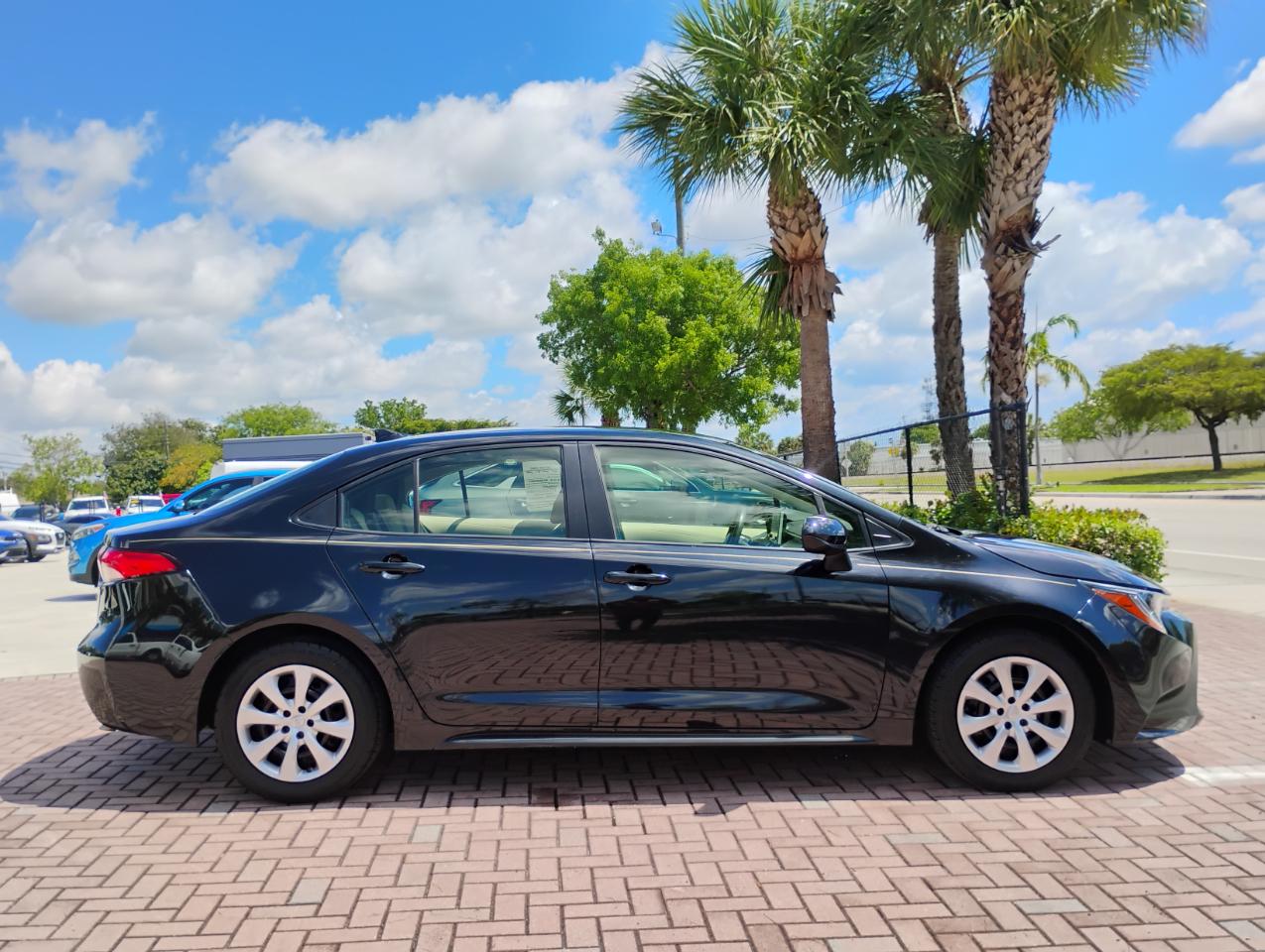 Toyota Corolla LE 2021