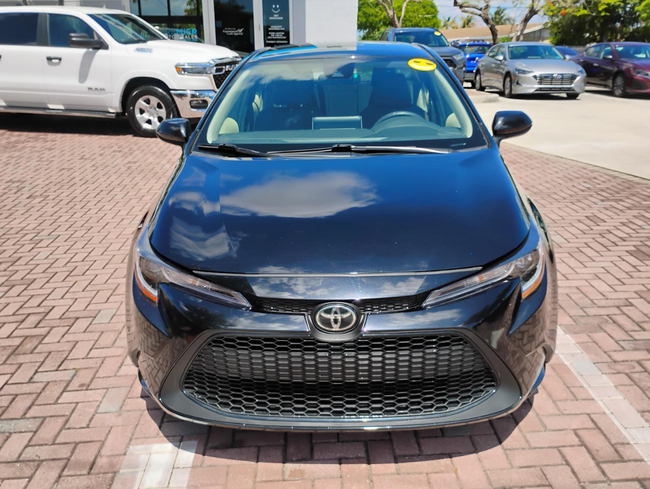 Toyota Corolla LE 2021