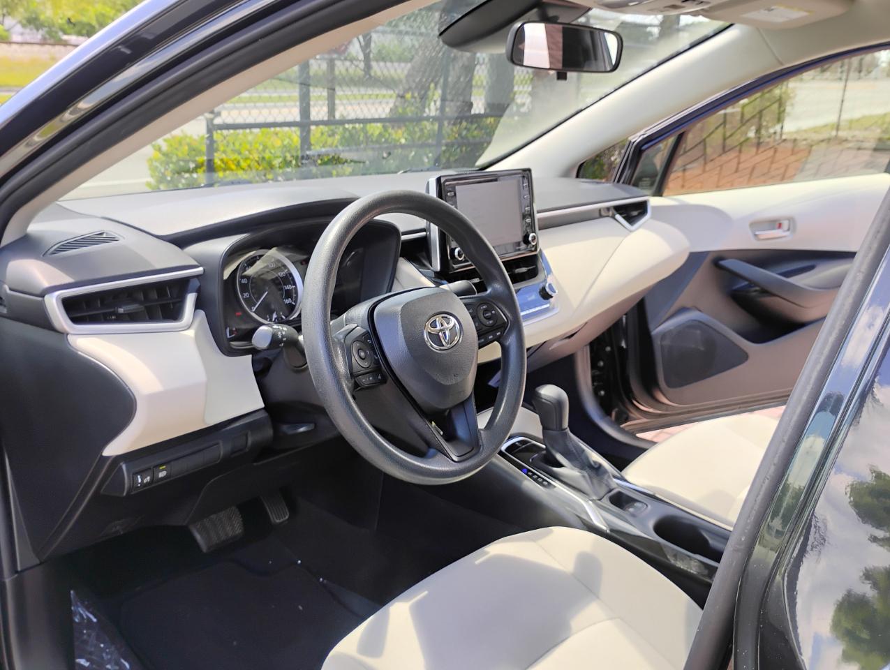 Toyota Corolla LE 2021