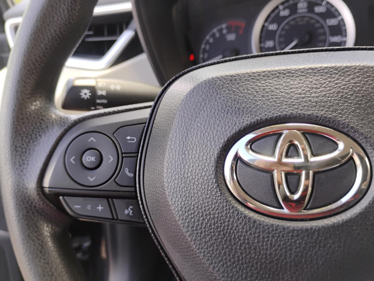 Toyota Corolla LE 2021