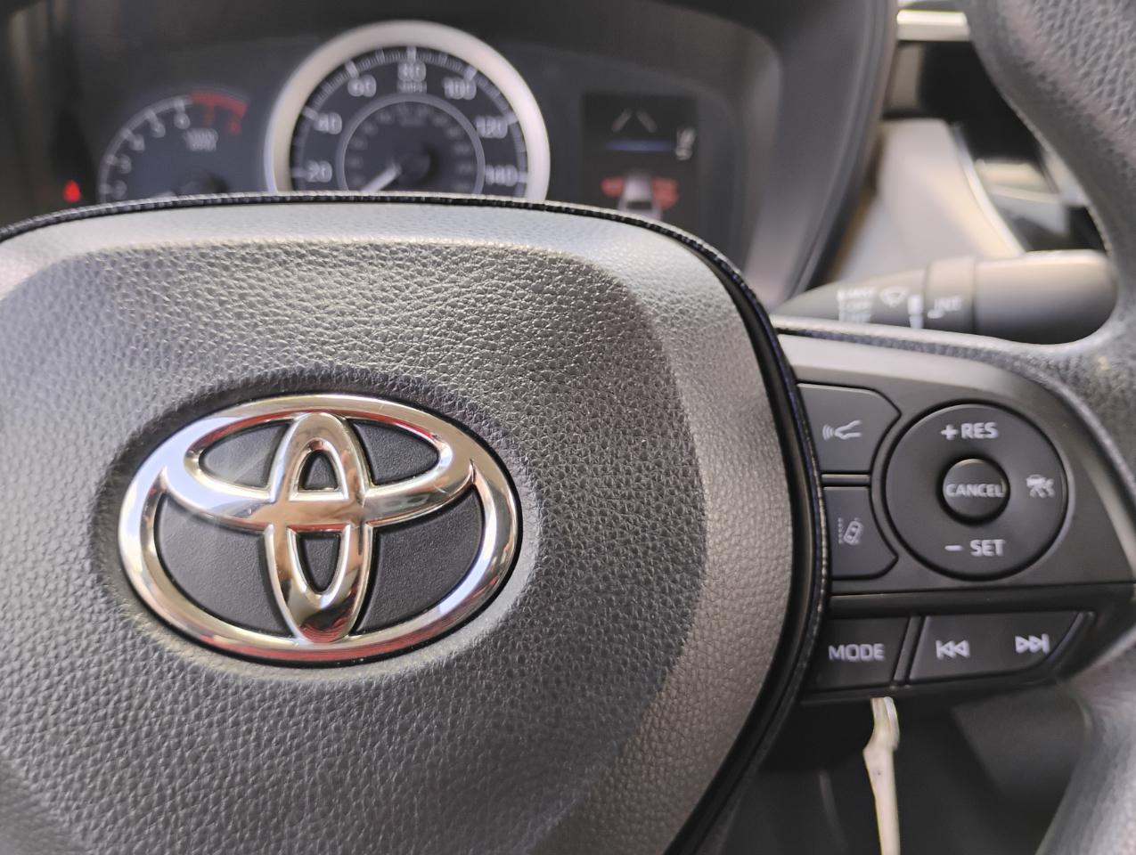 Toyota Corolla LE 2021