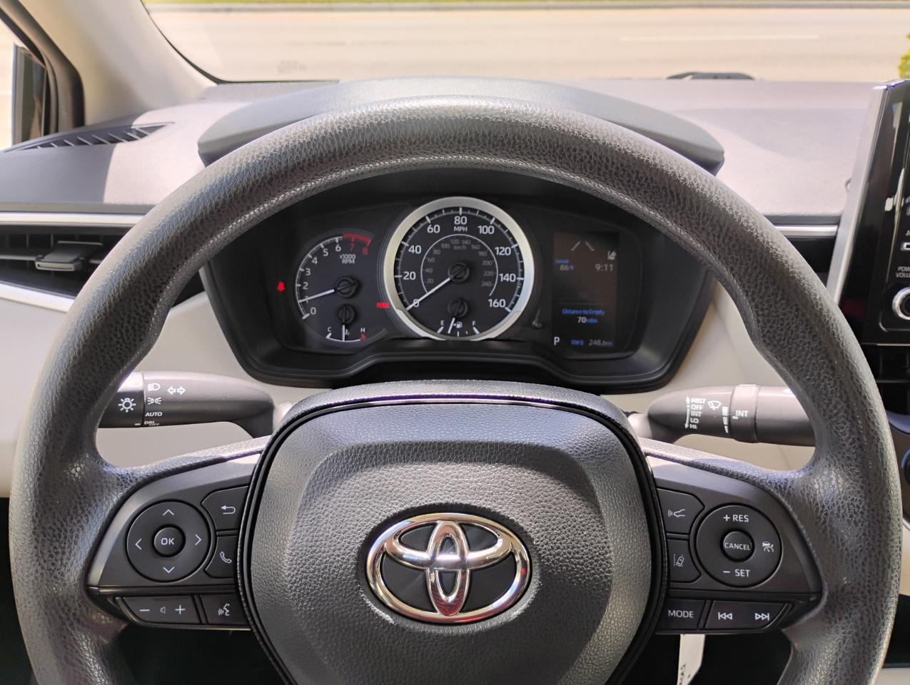 Toyota Corolla LE 2021