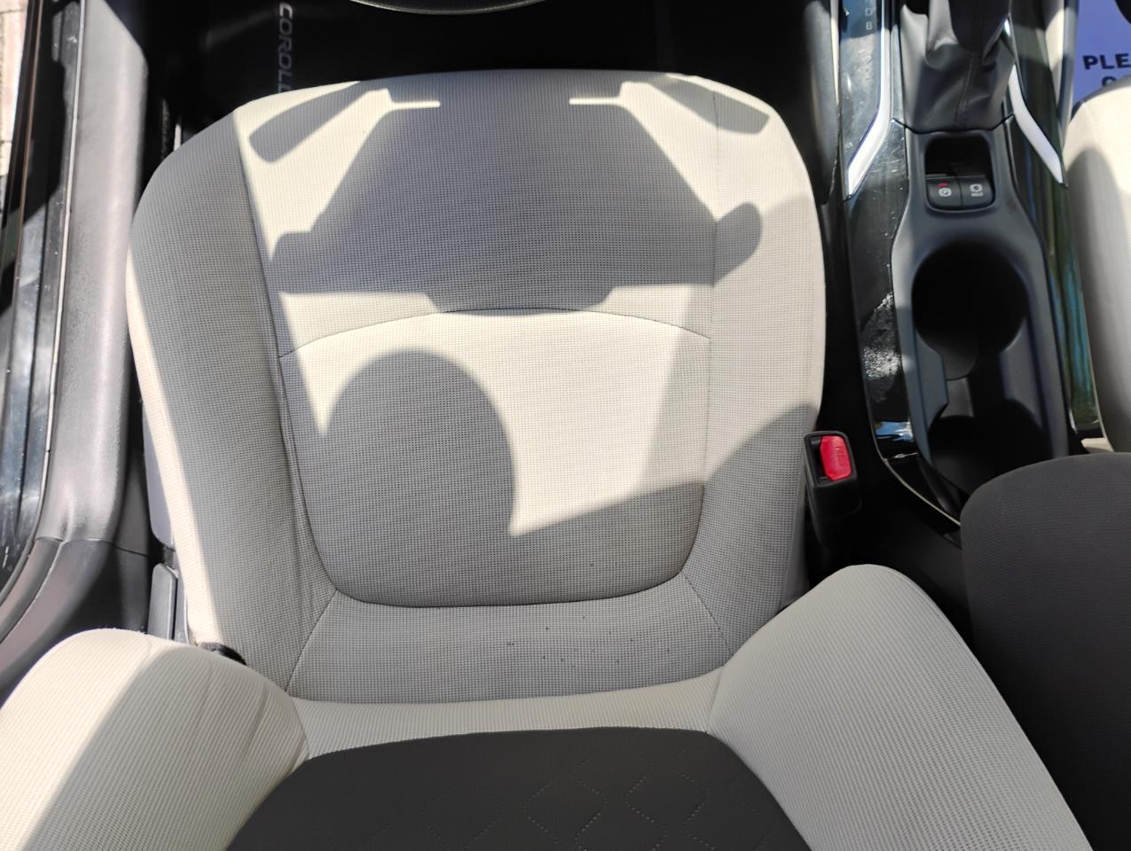 Toyota Corolla LE 2021