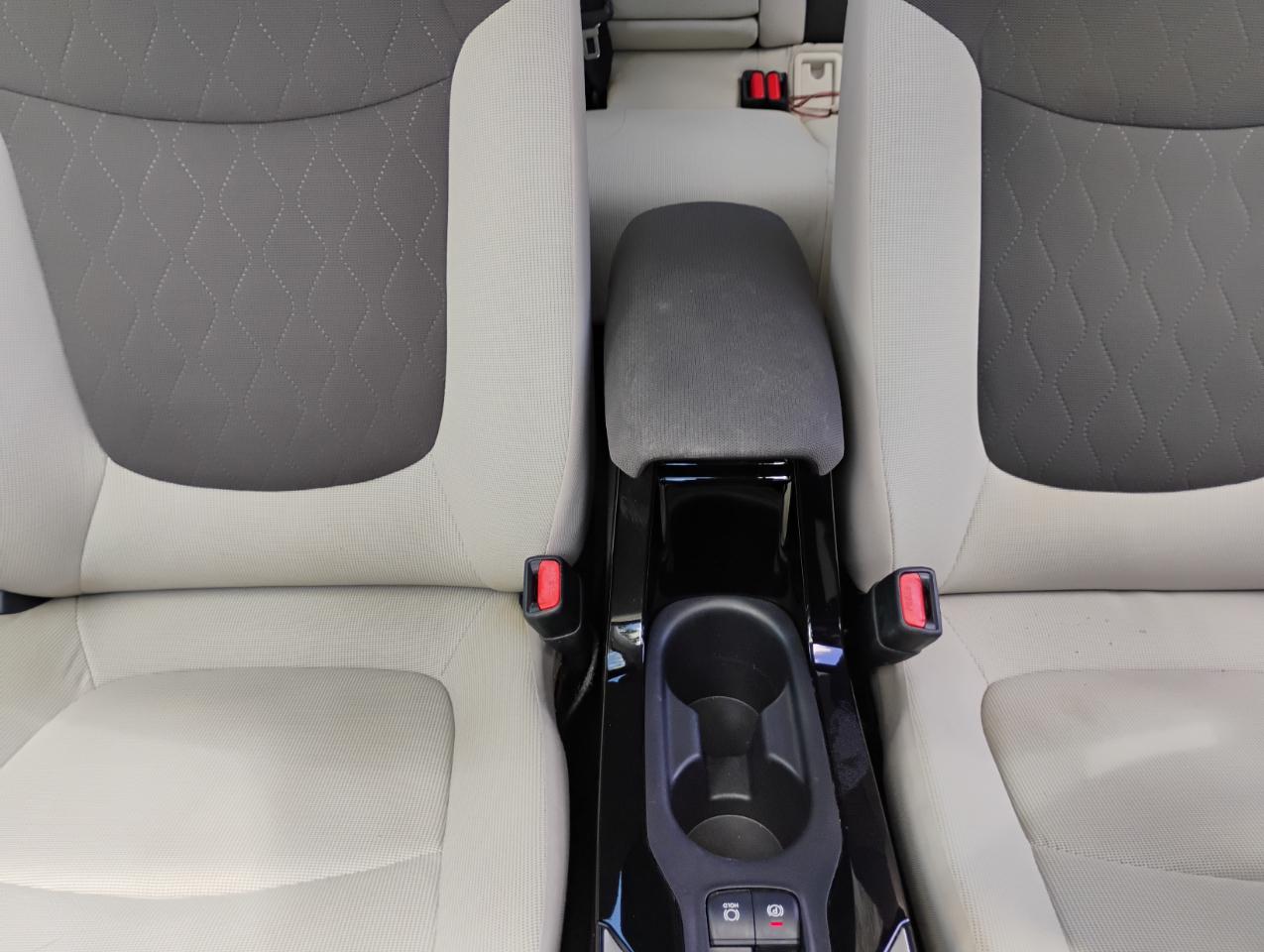 Toyota Corolla LE 2021