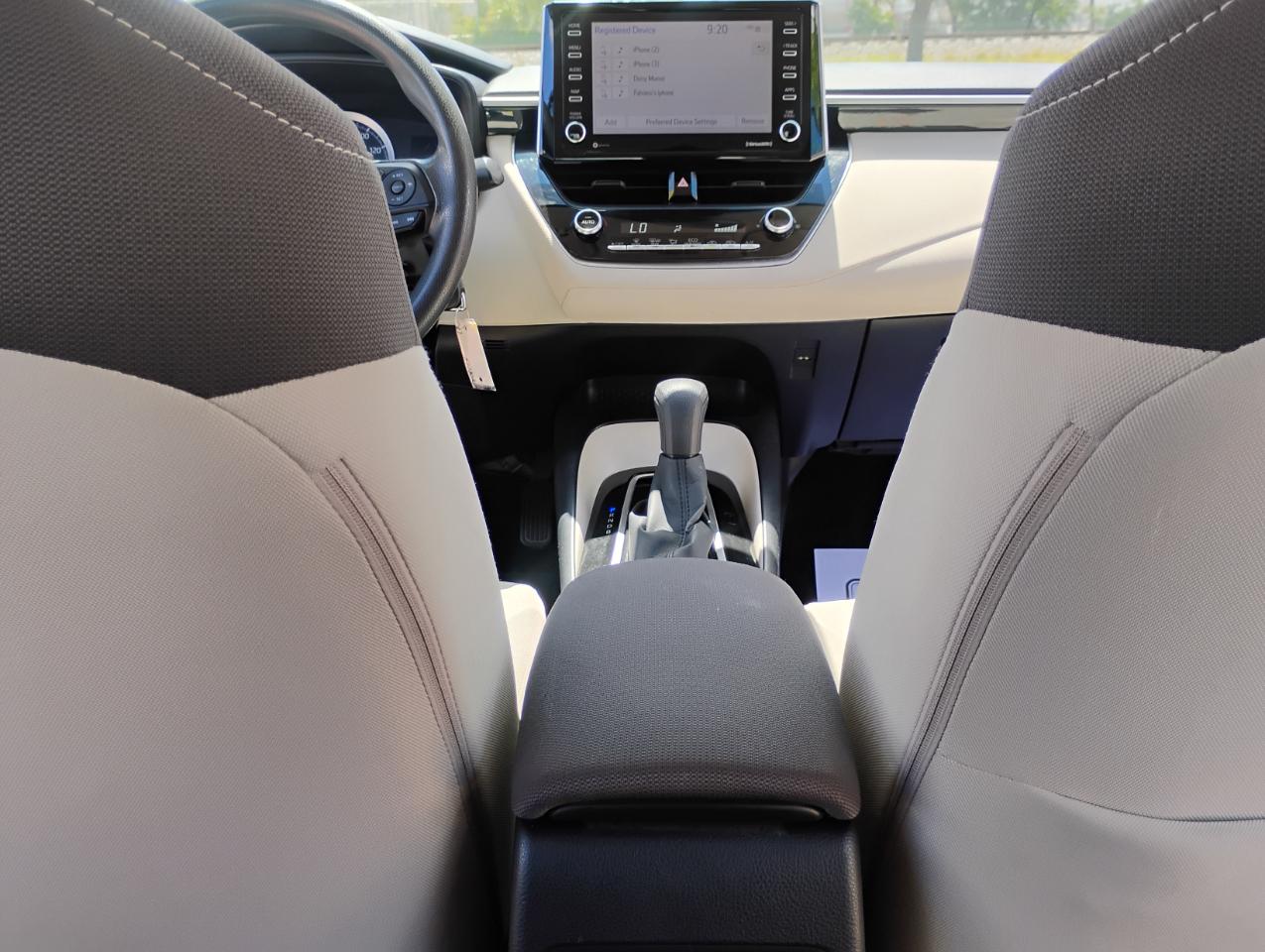 Toyota Corolla LE 2021