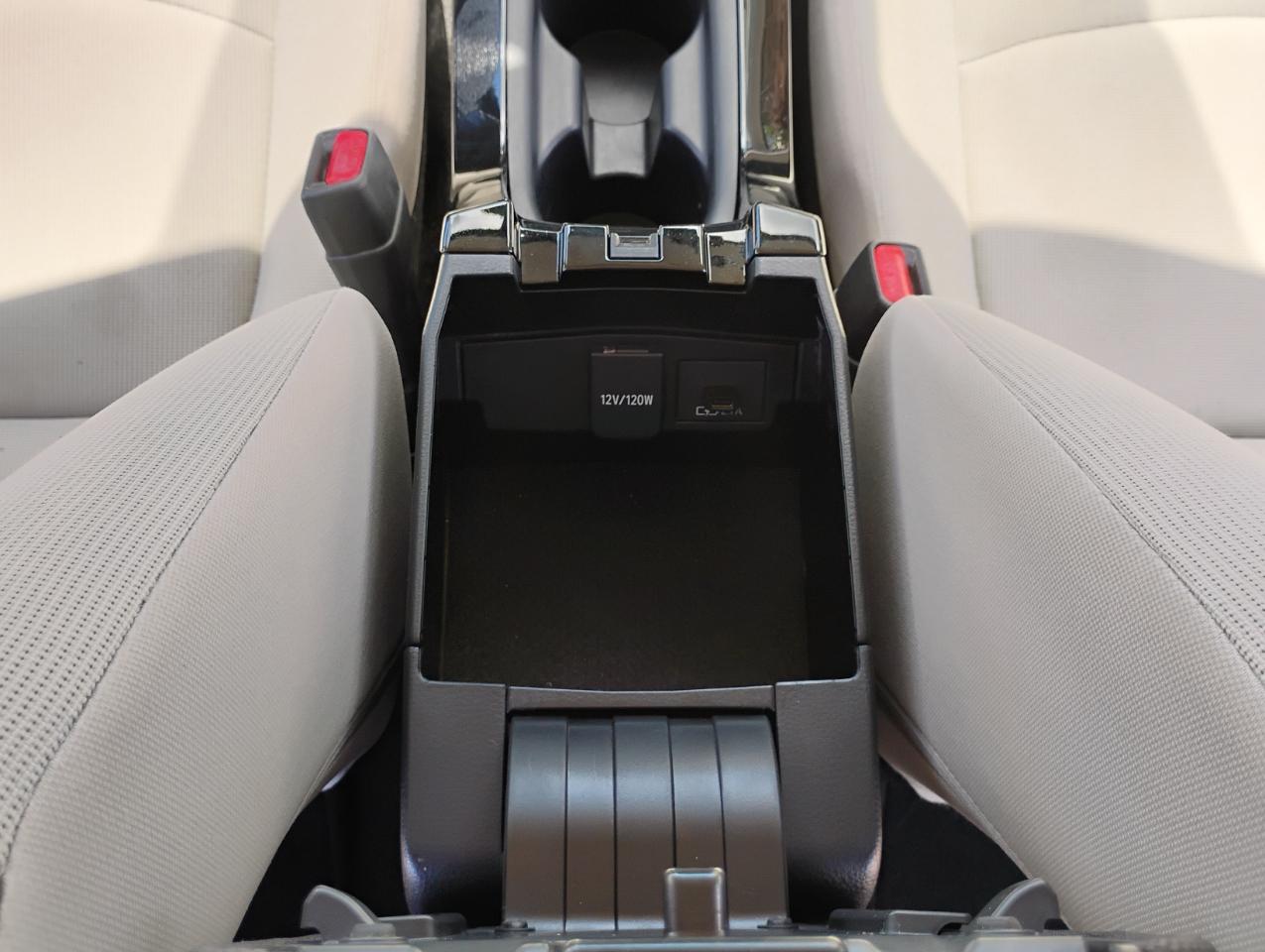 Toyota Corolla LE 2021