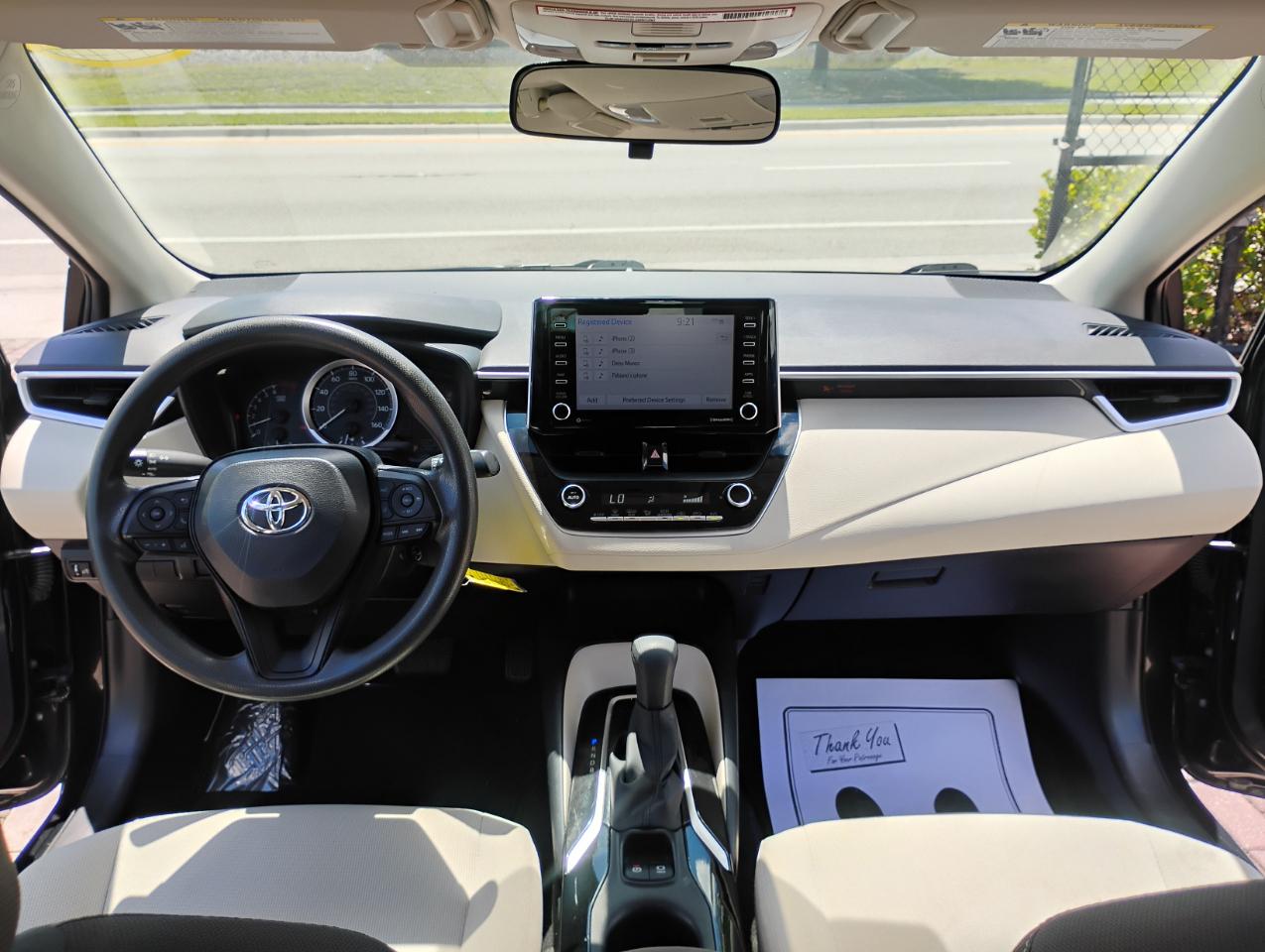 Toyota Corolla LE 2021