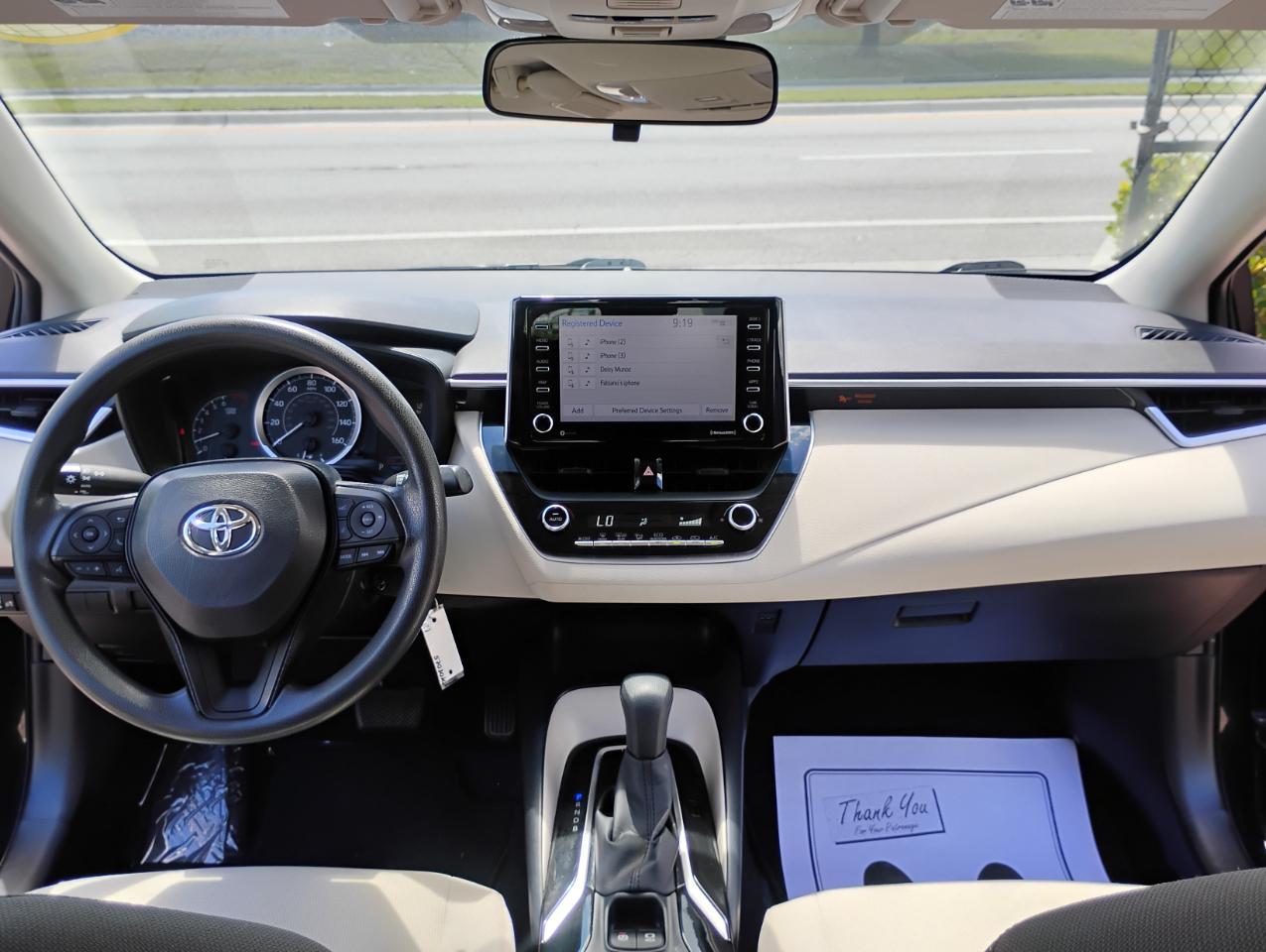 Toyota Corolla LE 2021