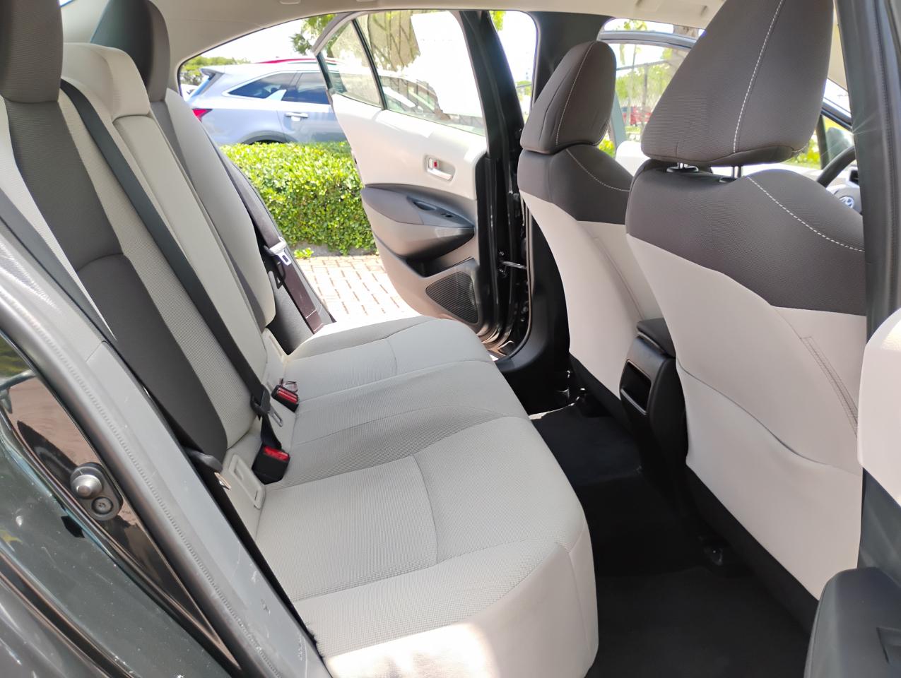 Toyota Corolla LE 2021