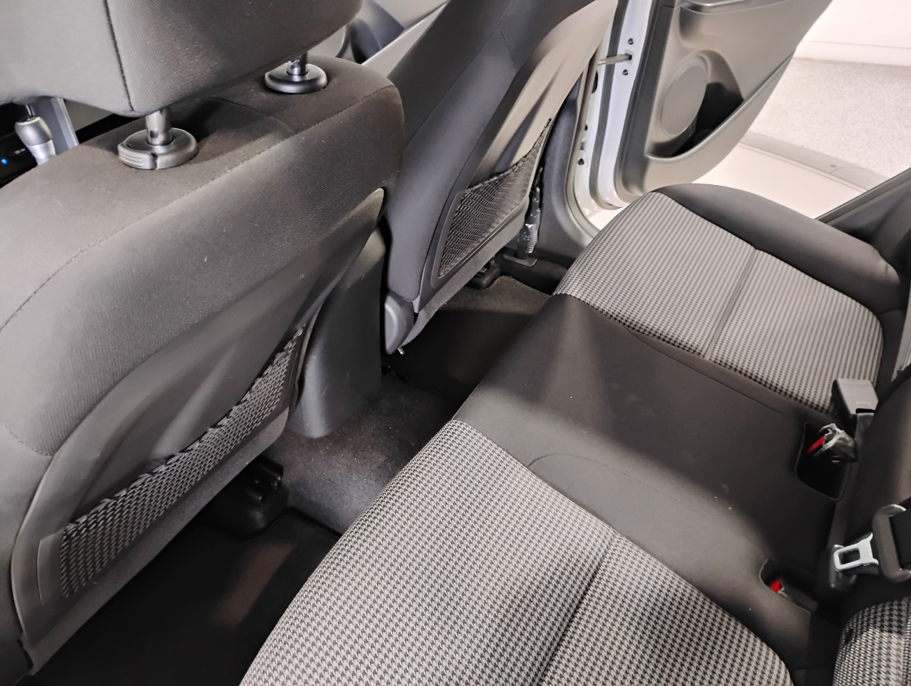 Hyundai Kona SEL w/Contrast Roof 2020