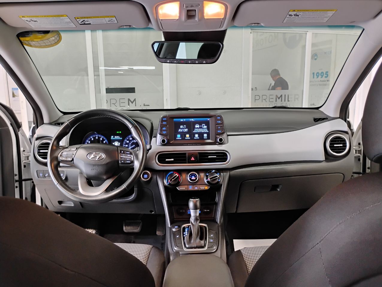 Hyundai Kona SEL w/Contrast Roof 2020