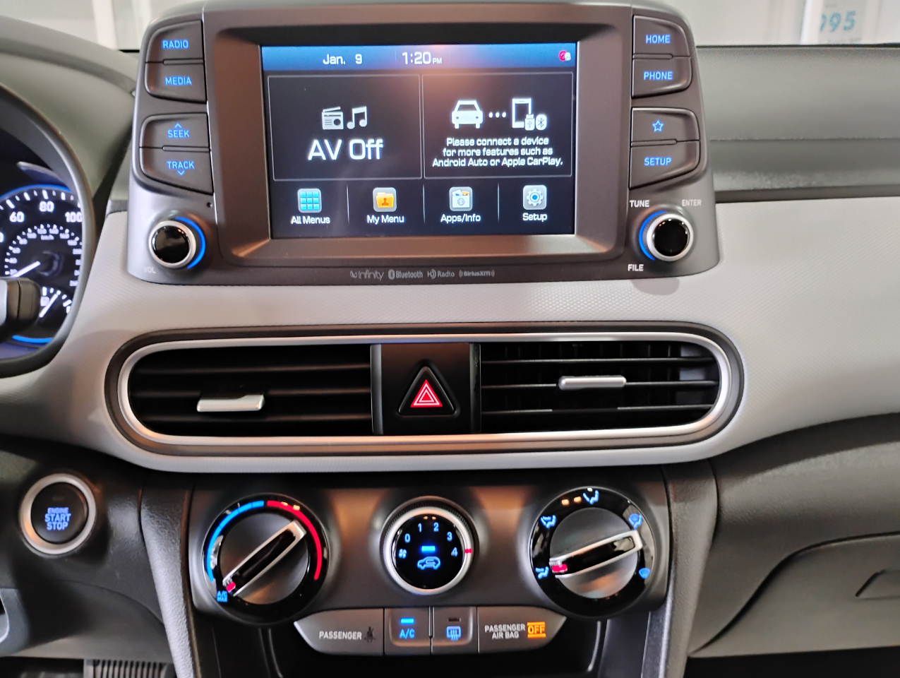 Hyundai Kona SEL w/Contrast Roof 2020